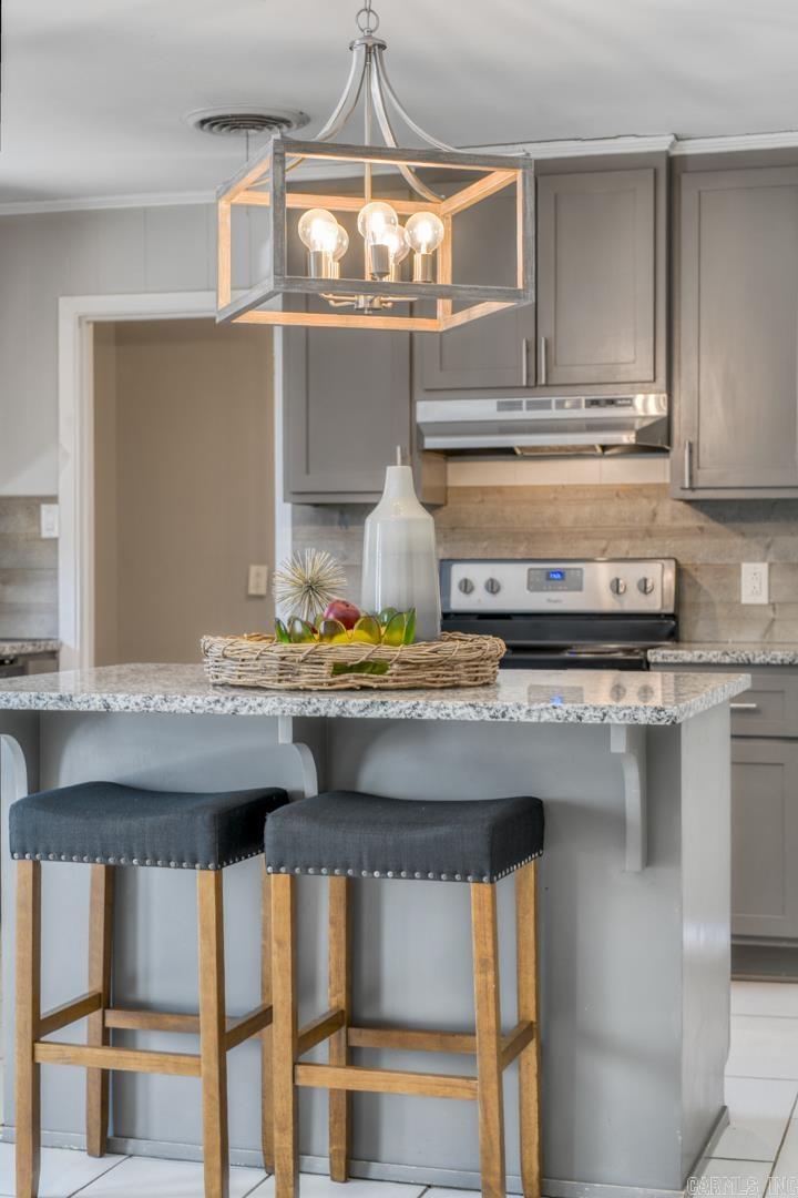 WINDY OAKS - Residential