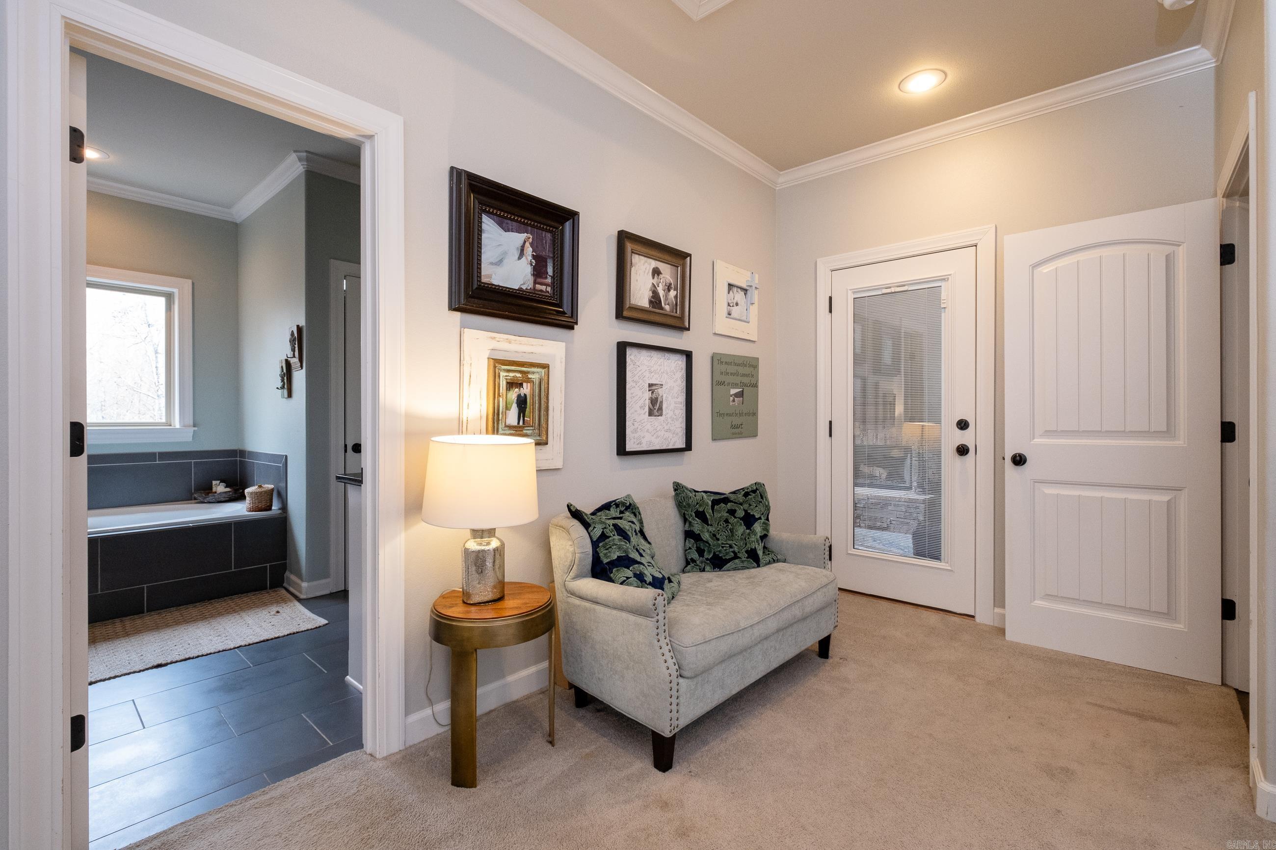 WOODLANDS EDGE - Residential