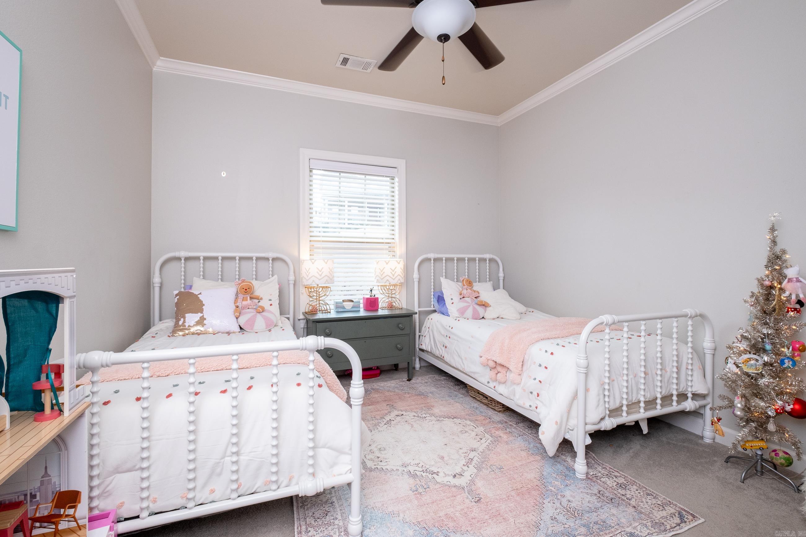 WOODLANDS EDGE - Residential