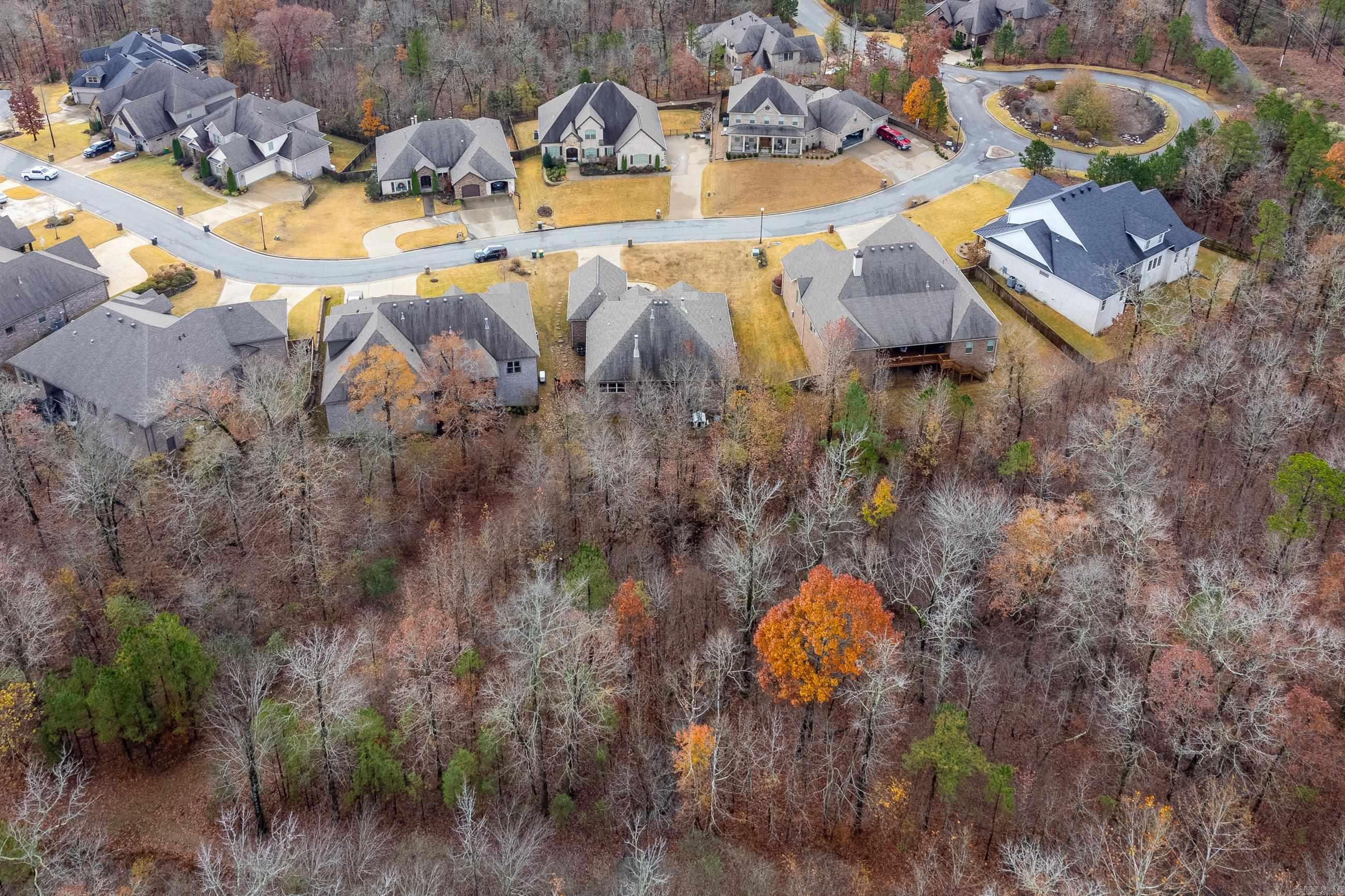 WOODLANDS EDGE - Residential