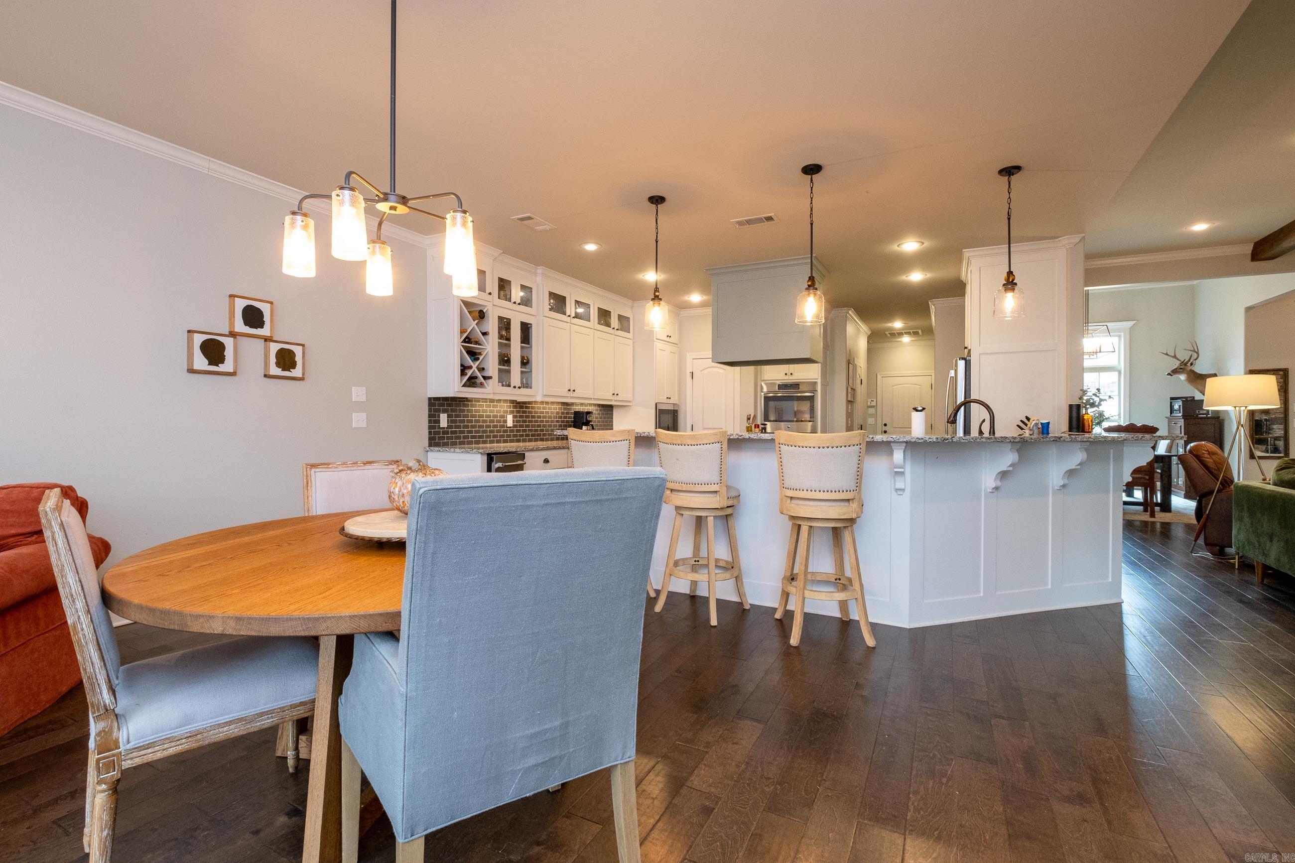 WOODLANDS EDGE - Residential