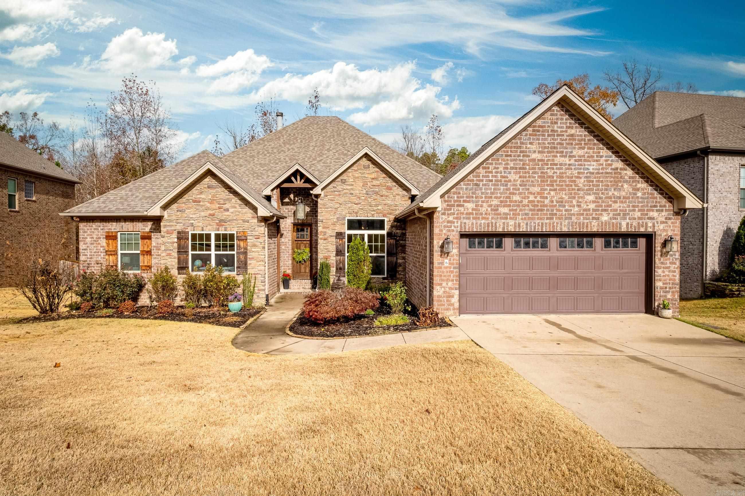 WOODLANDS EDGE - Residential