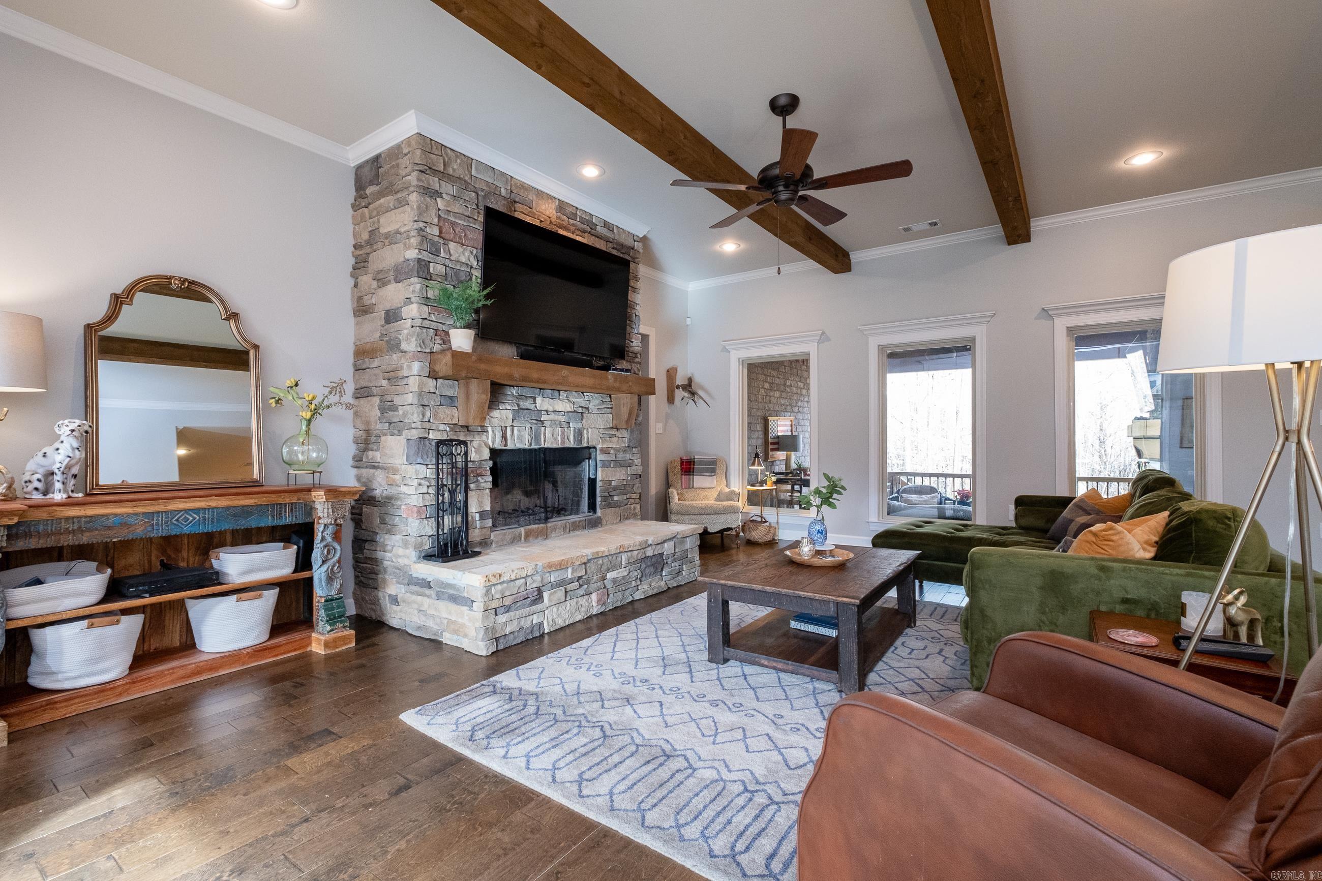 WOODLANDS EDGE - Residential