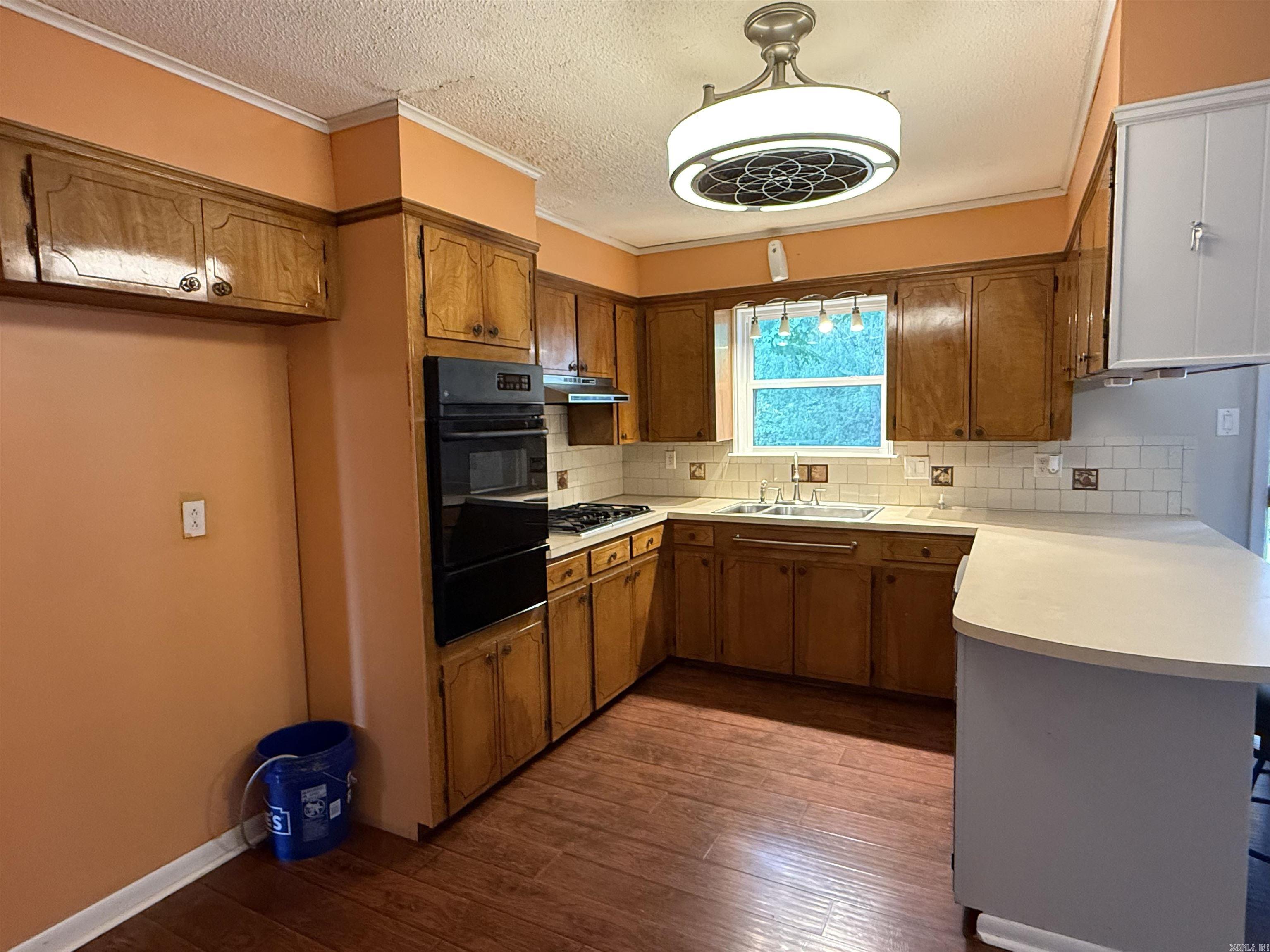 CARDINAL VALLEY - Residential