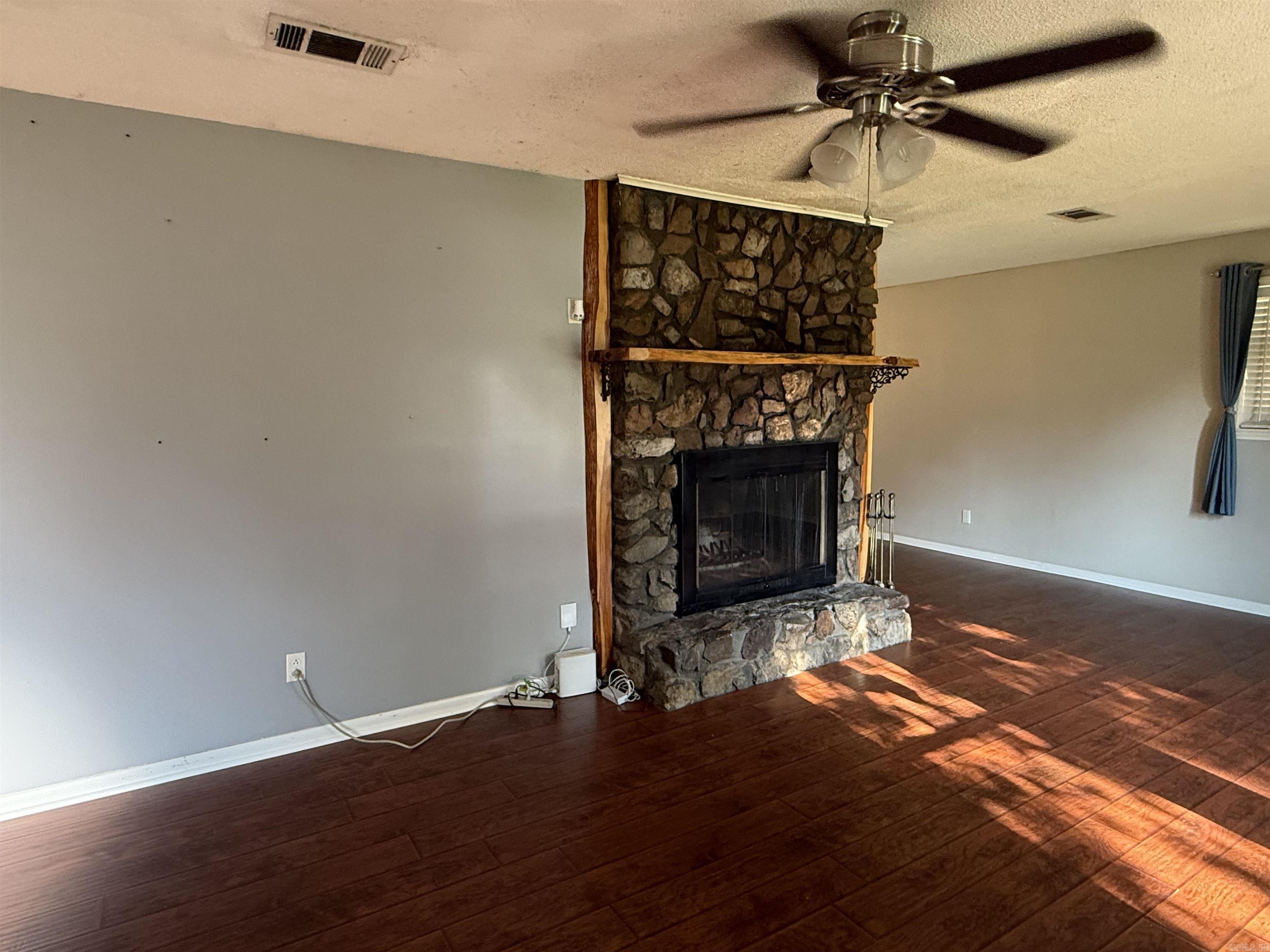 CARDINAL VALLEY - Residential