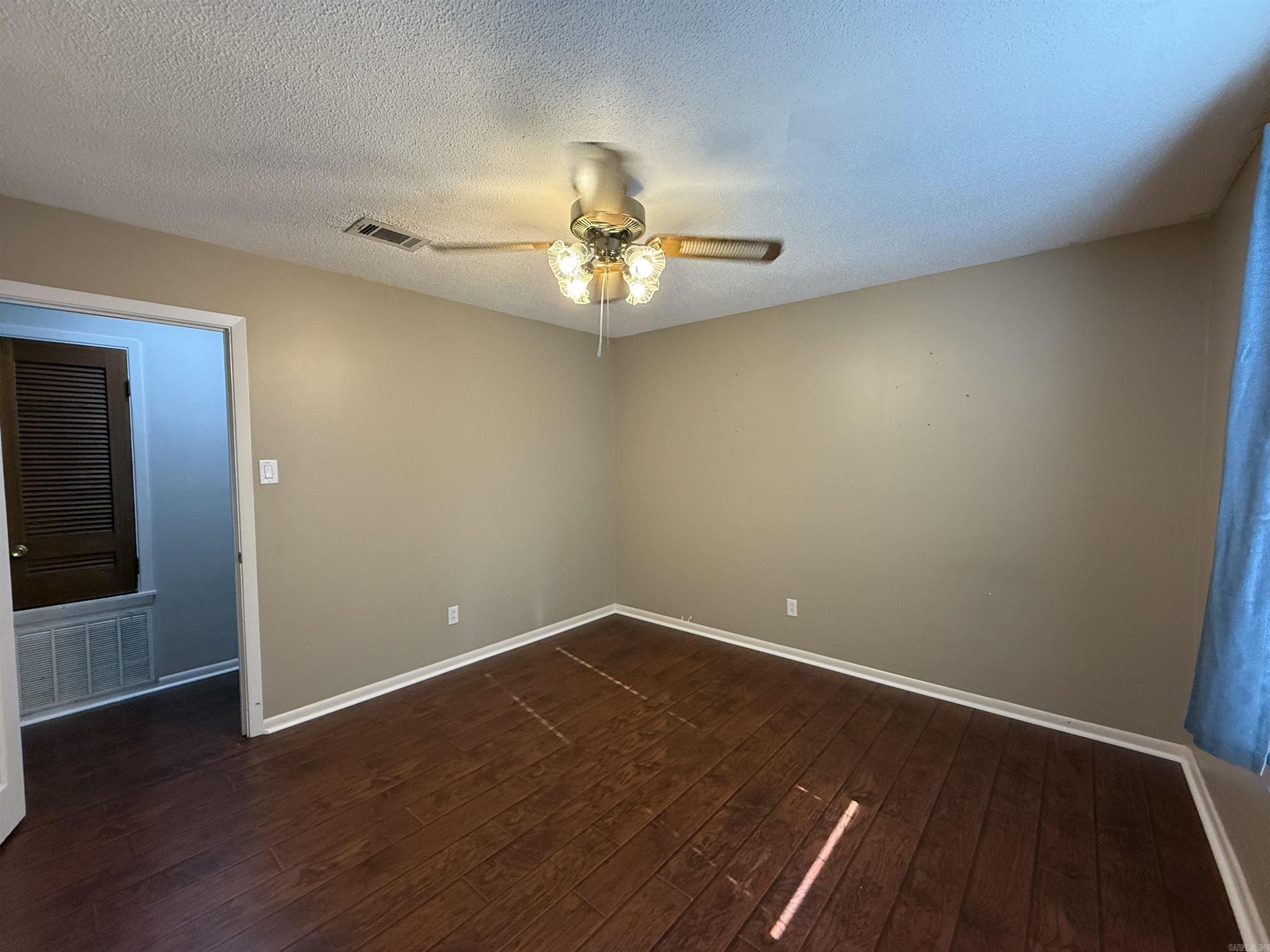 CARDINAL VALLEY - Residential