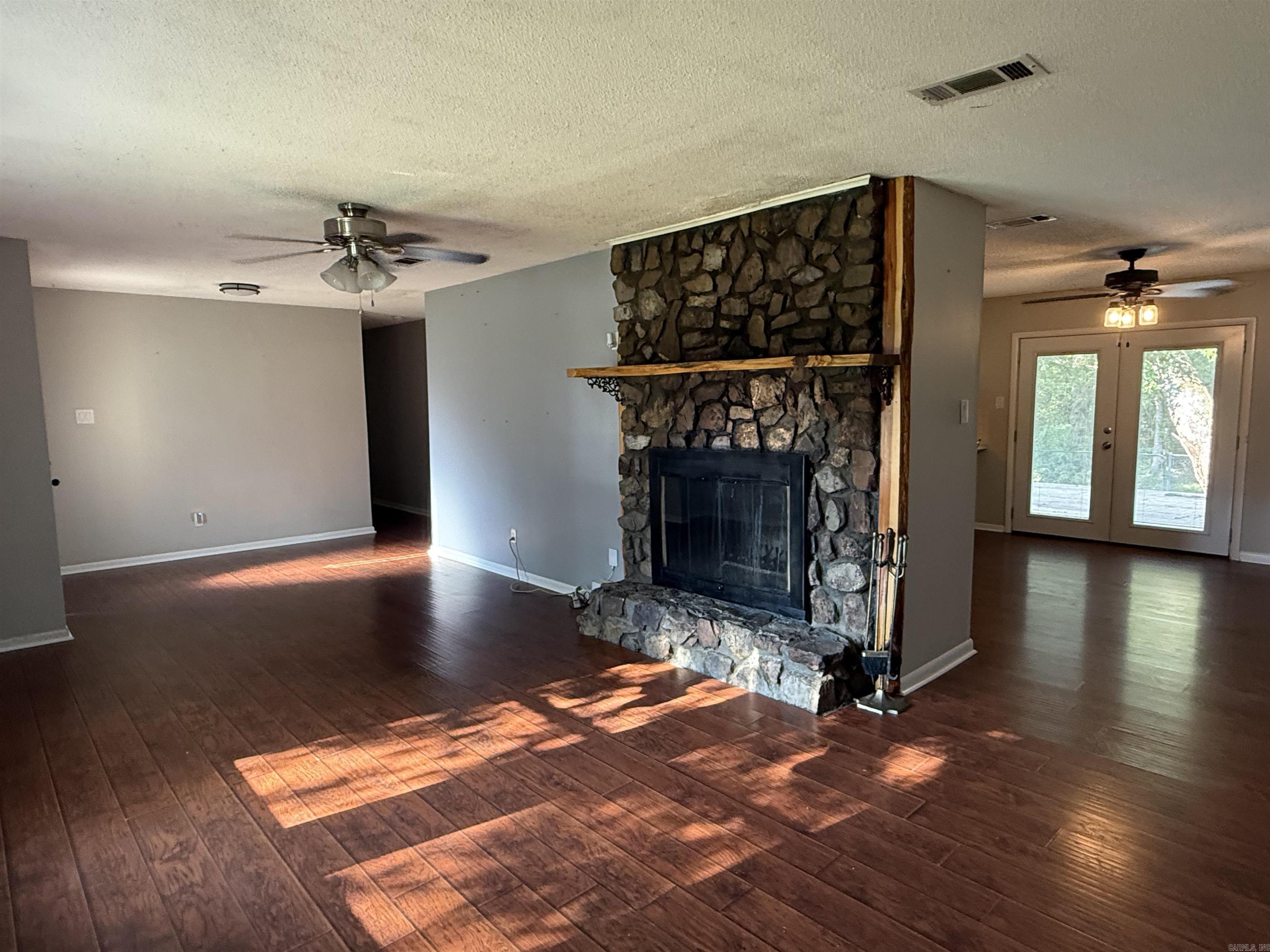 CARDINAL VALLEY - Residential