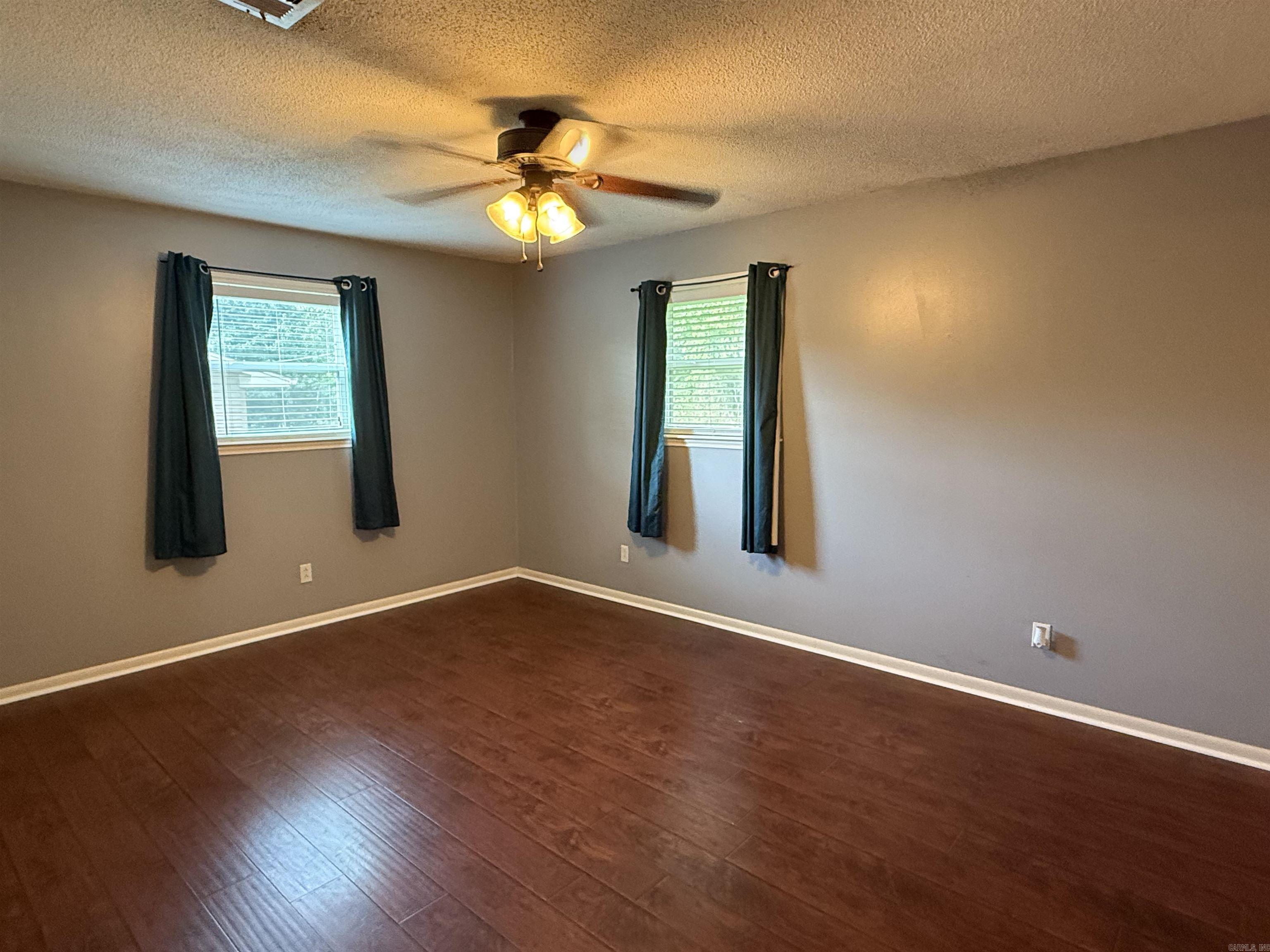 CARDINAL VALLEY - Residential