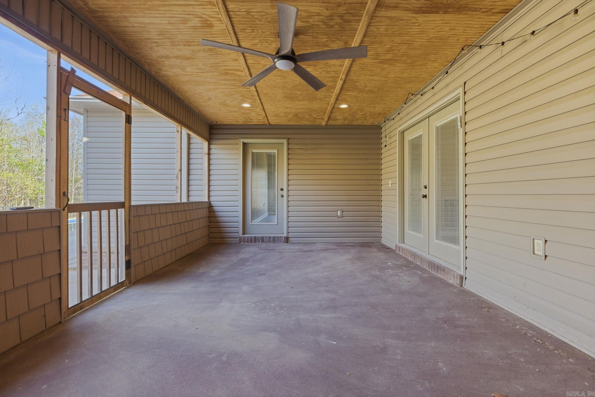 DOVE RIDGE - Residential