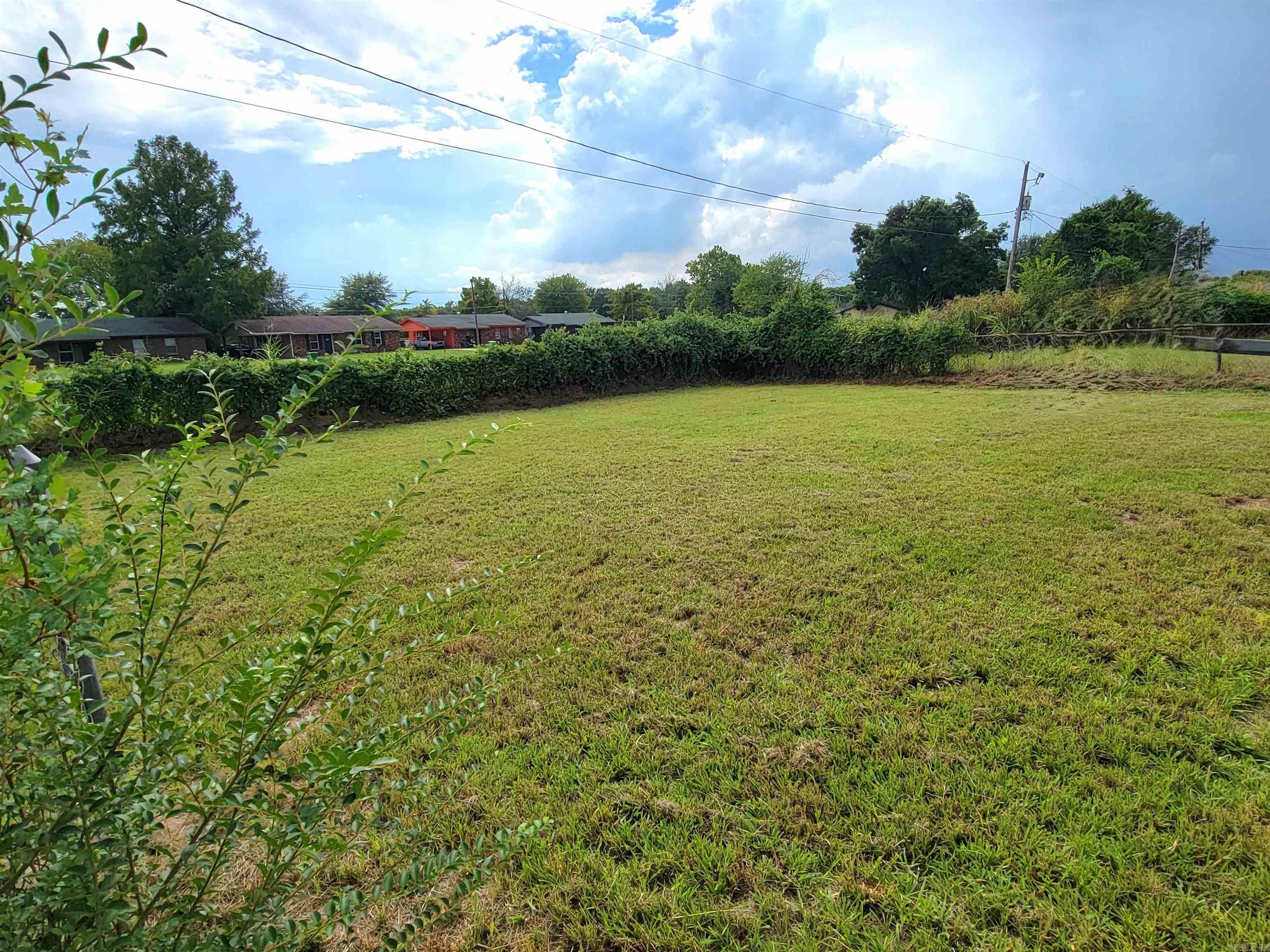 HALLMARK MANOR ADD - Residential