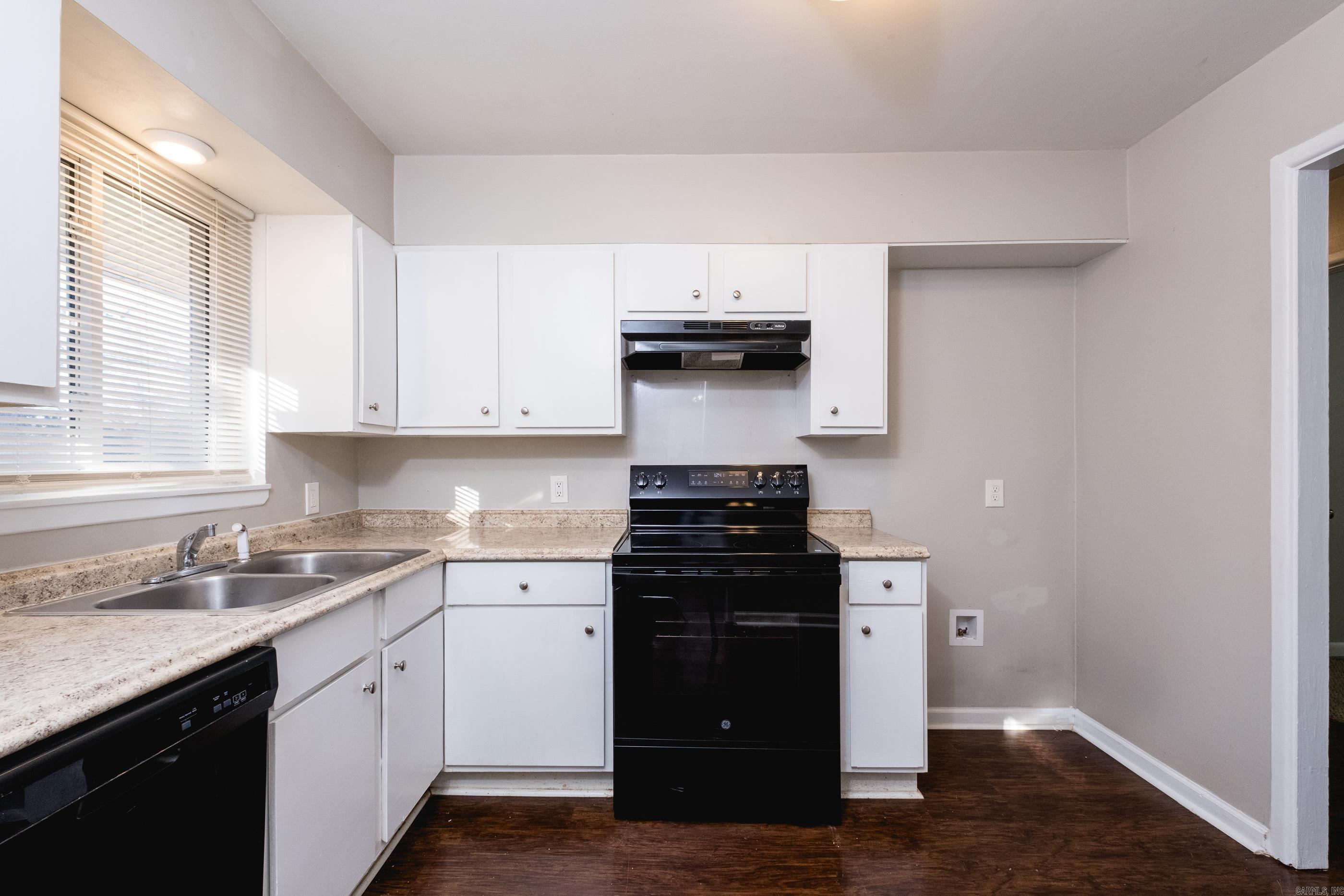 BROADMOOR ADDN - Residential