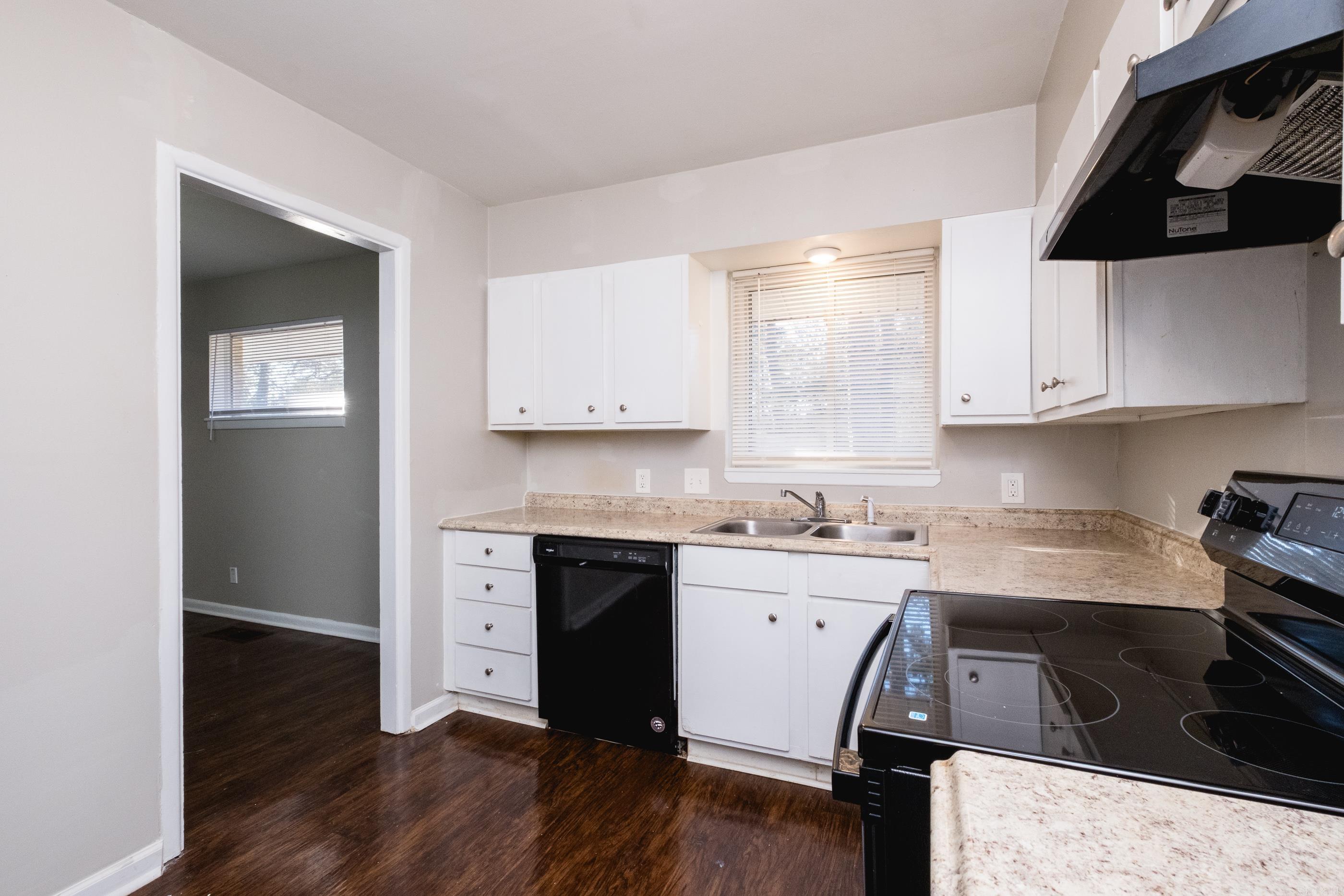 BROADMOOR ADDN - Residential