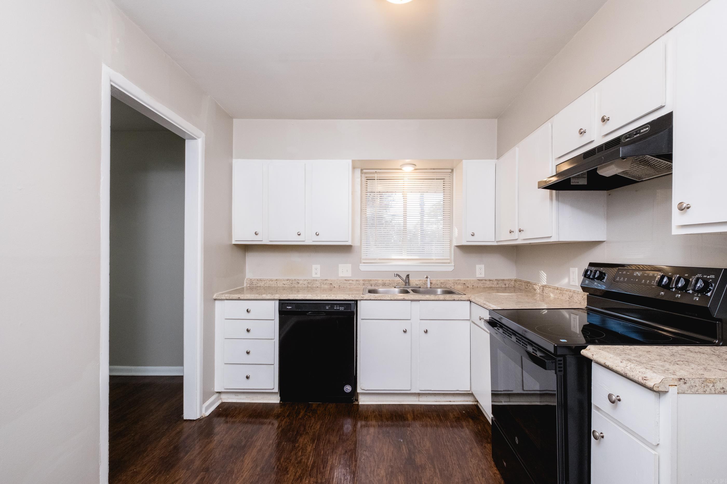 BROADMOOR ADDN - Residential