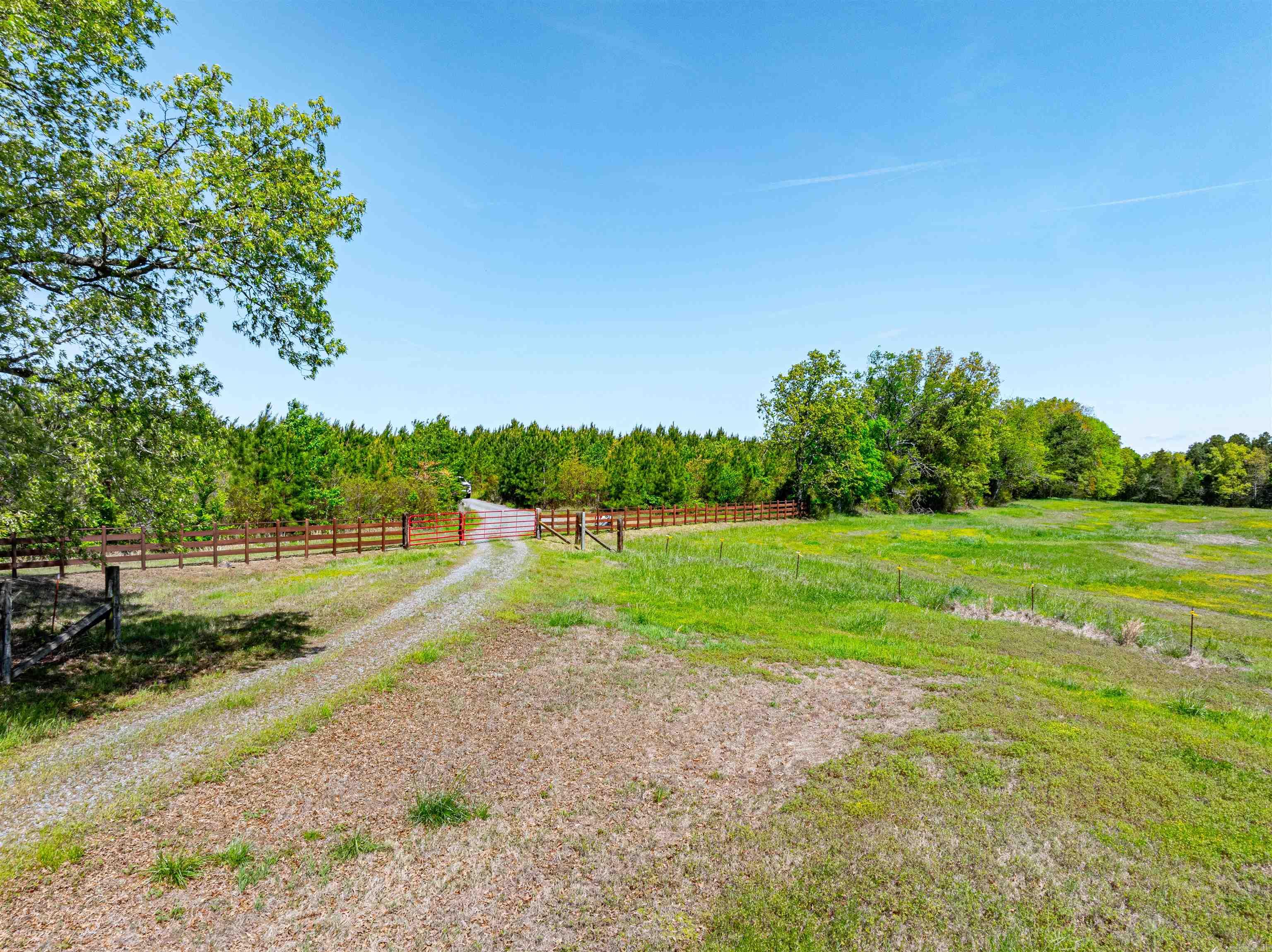 Metes & Bounds - Land