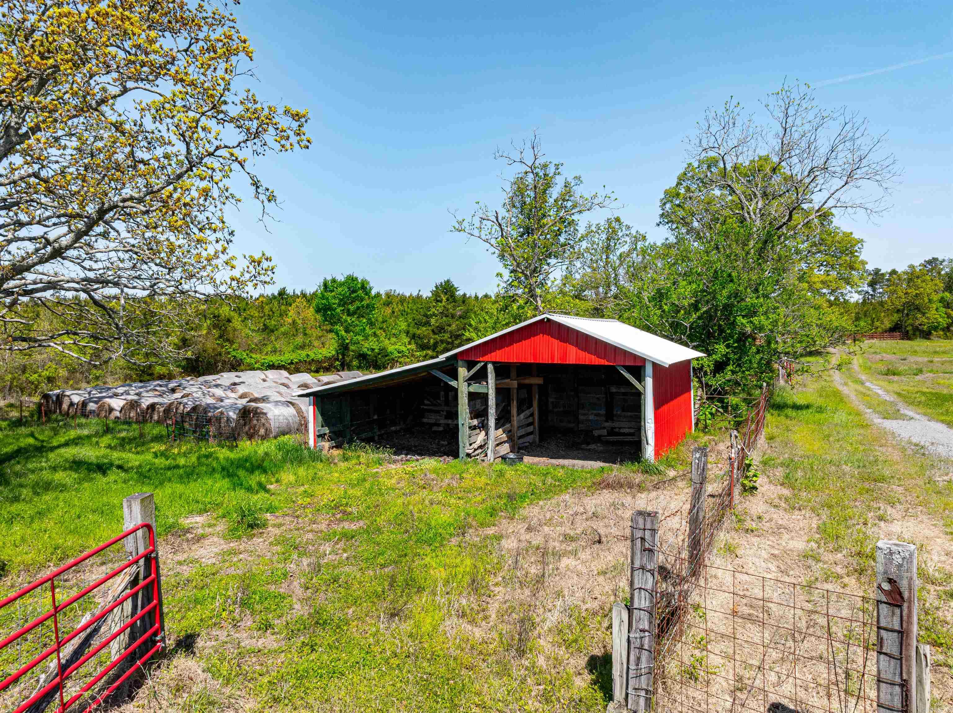 Metes & Bounds - Land