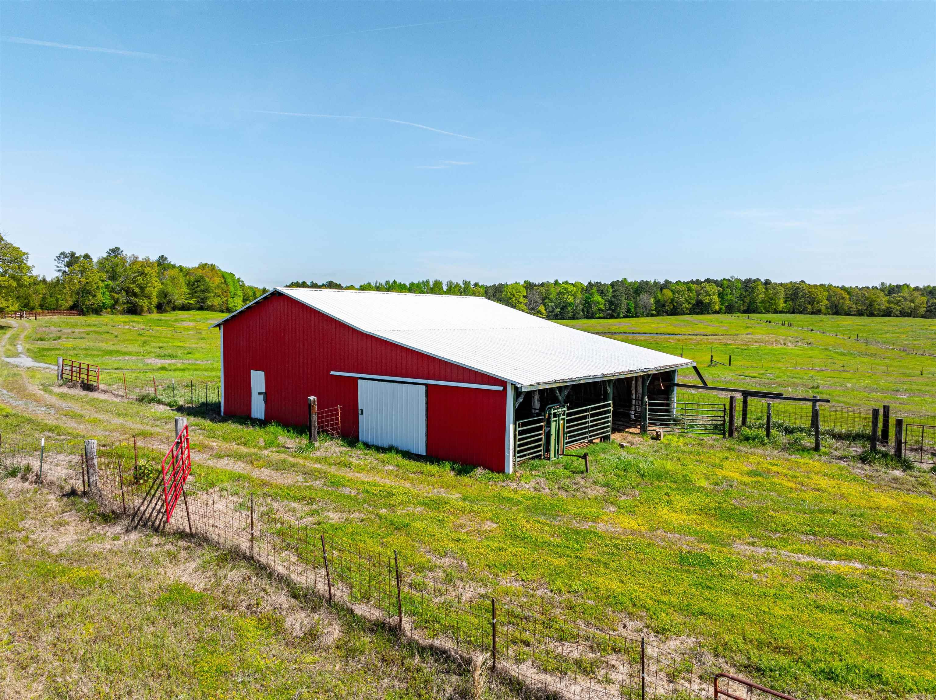 Metes & Bounds - Land