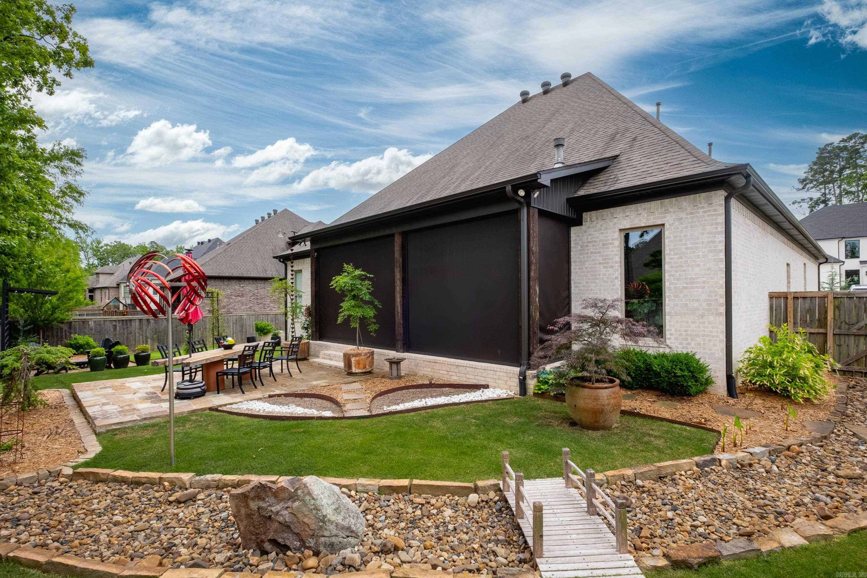 CHENAL VALLEY "ENSBURY PLACE" - Residential