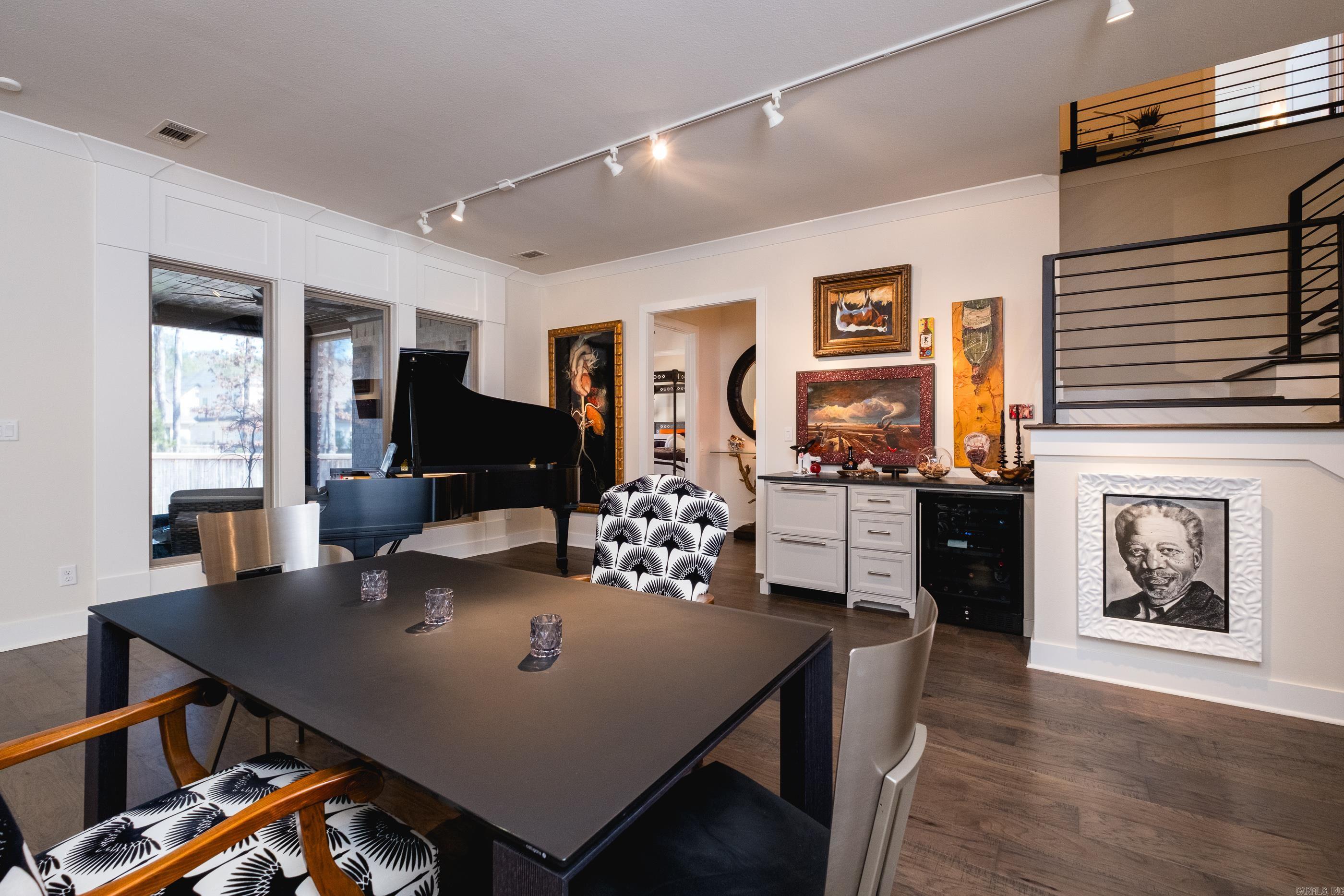 CHENAL VALLEY "ENSBURY PLACE" - Residential