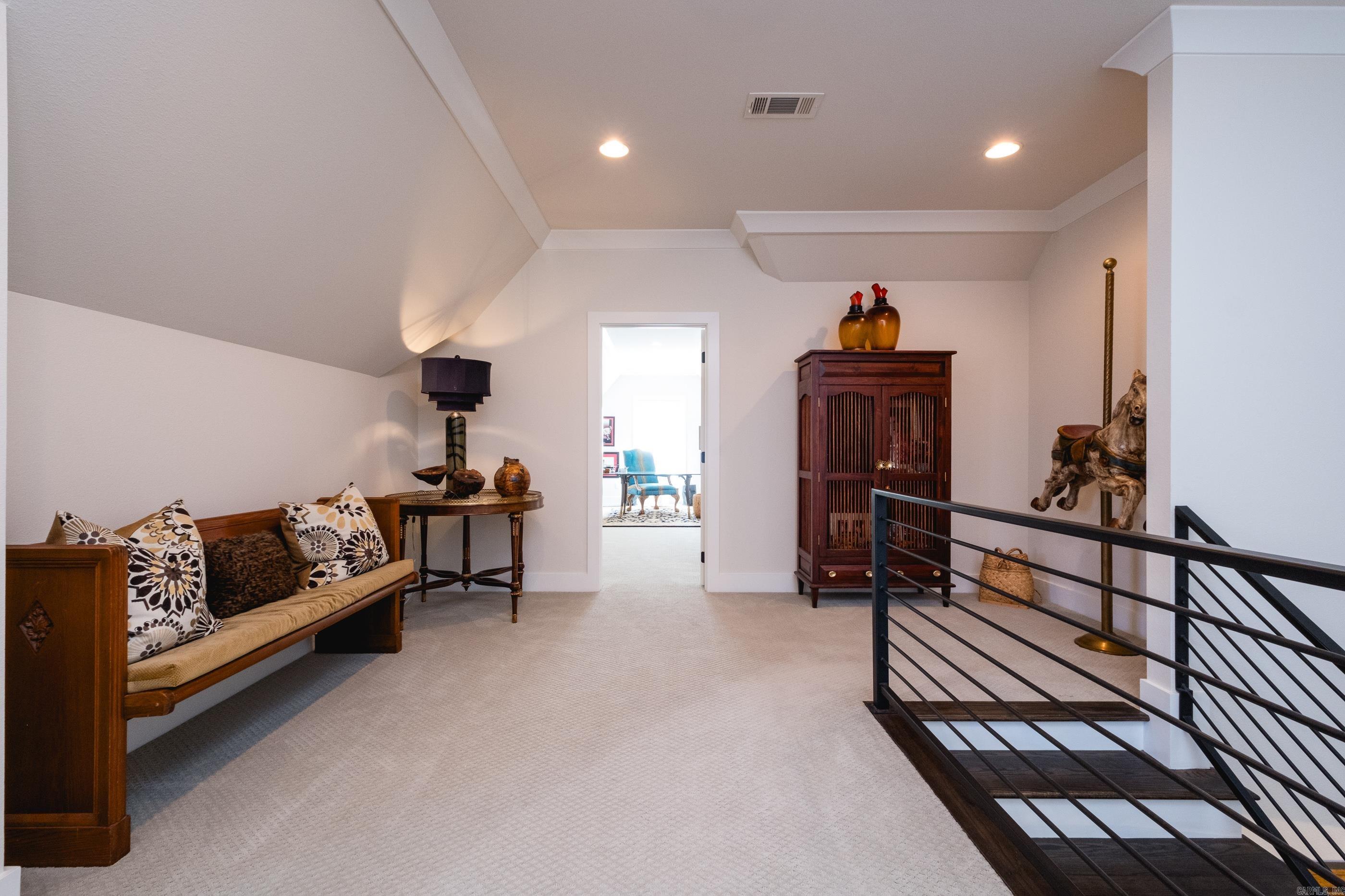 CHENAL VALLEY "ENSBURY PLACE" - Residential