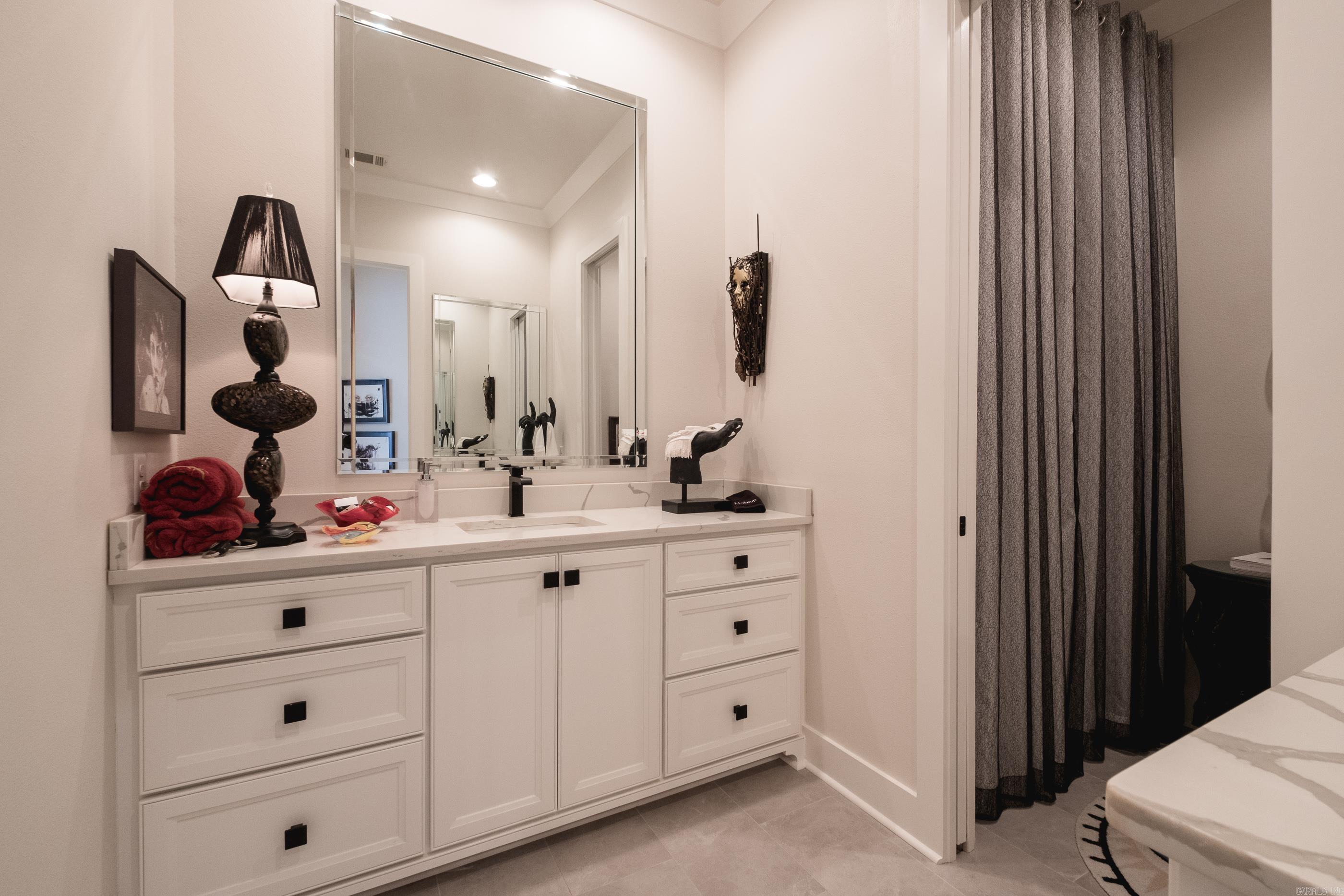 CHENAL VALLEY "ENSBURY PLACE" - Residential