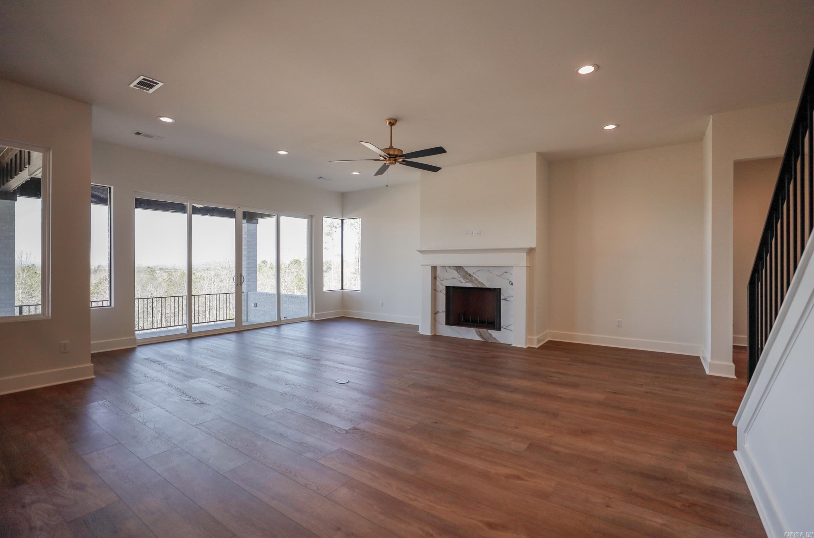 WATERVIEW ESTATES - Residential