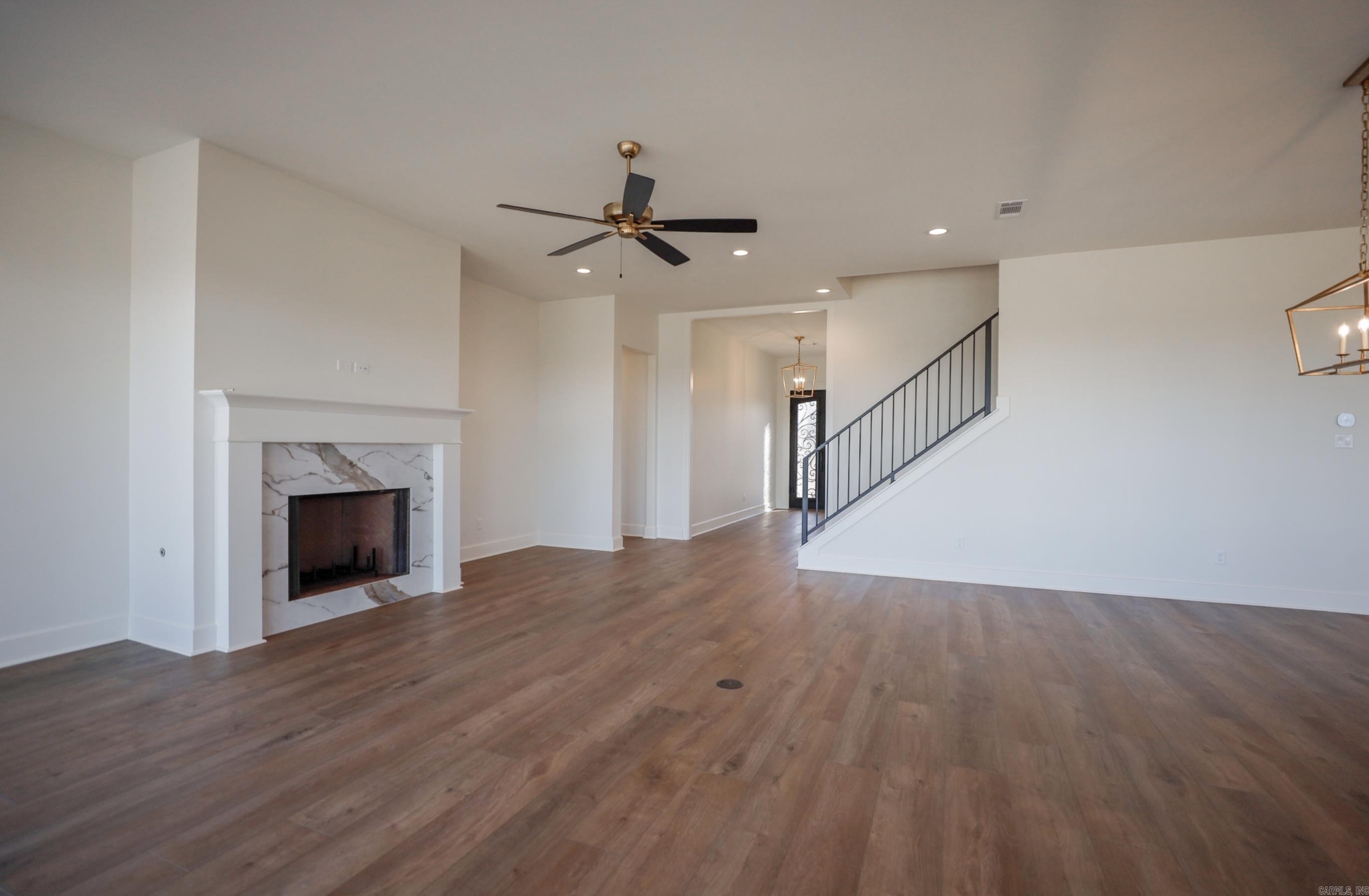 WATERVIEW ESTATES - Residential