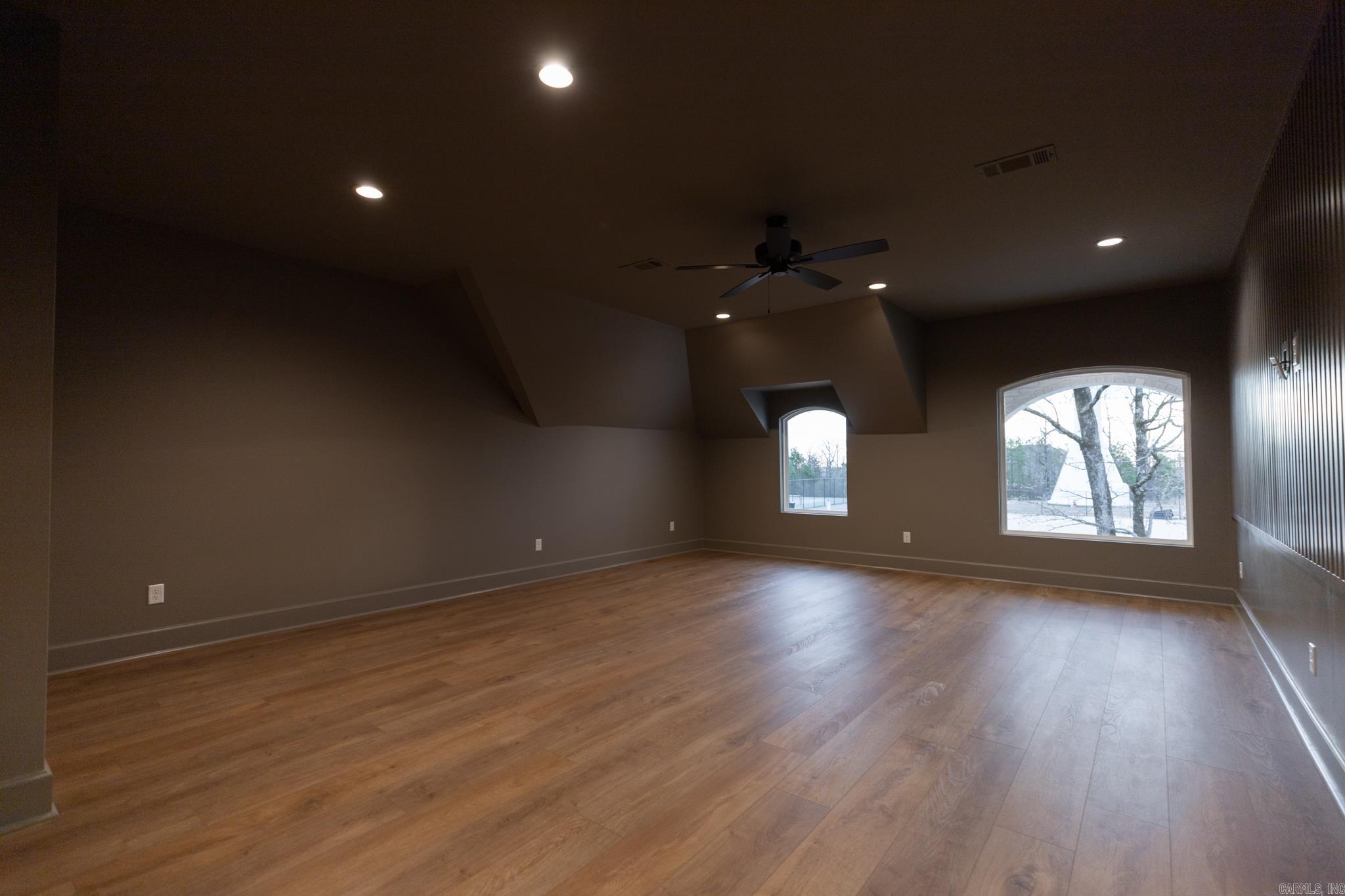 WATERVIEW ESTATES - Residential