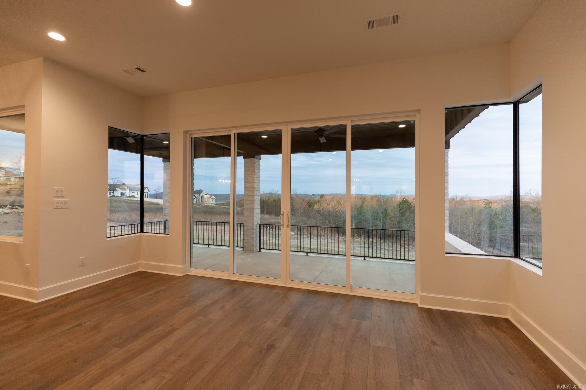 WATERVIEW ESTATES - Residential