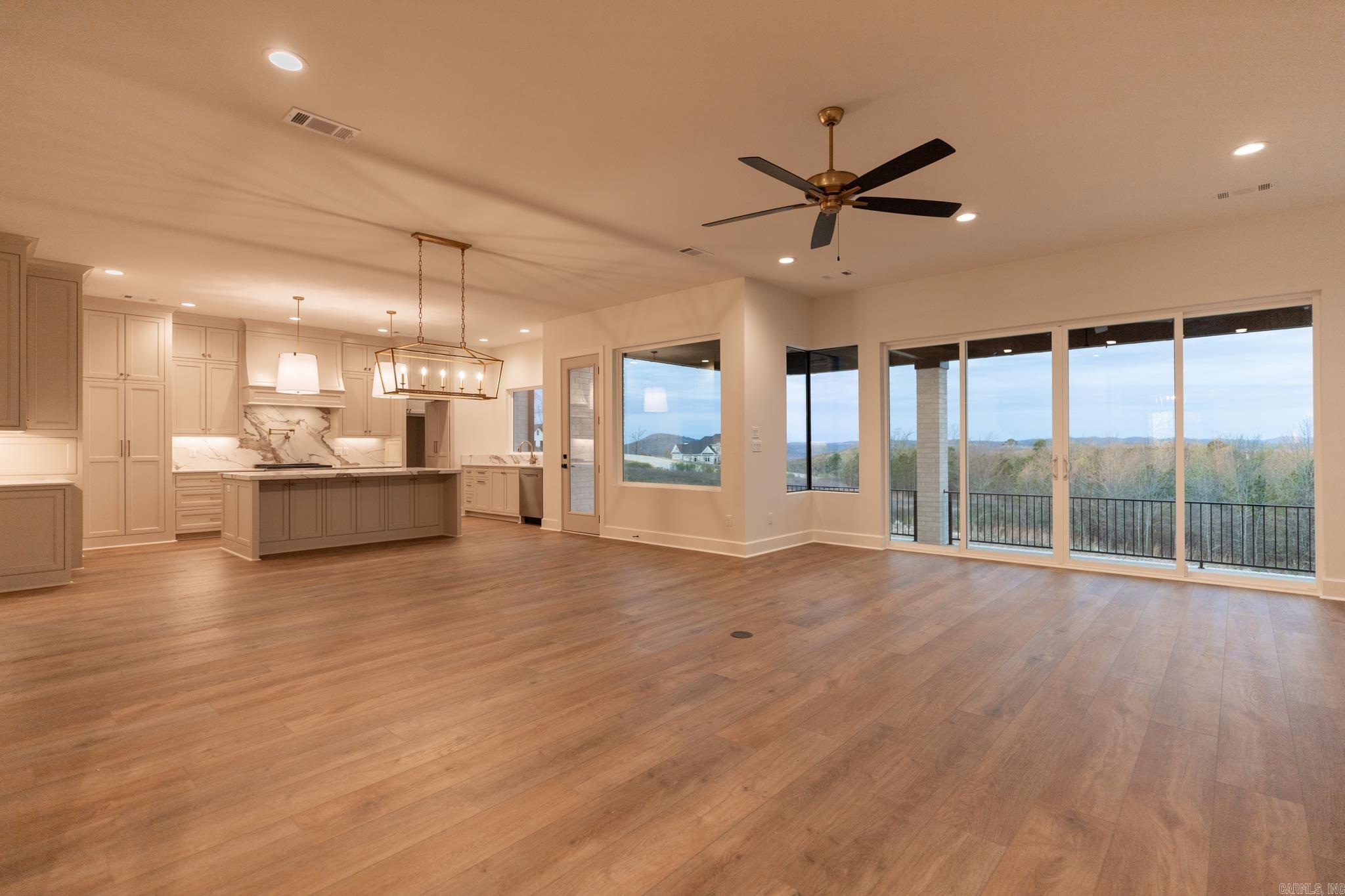 WATERVIEW ESTATES - Residential