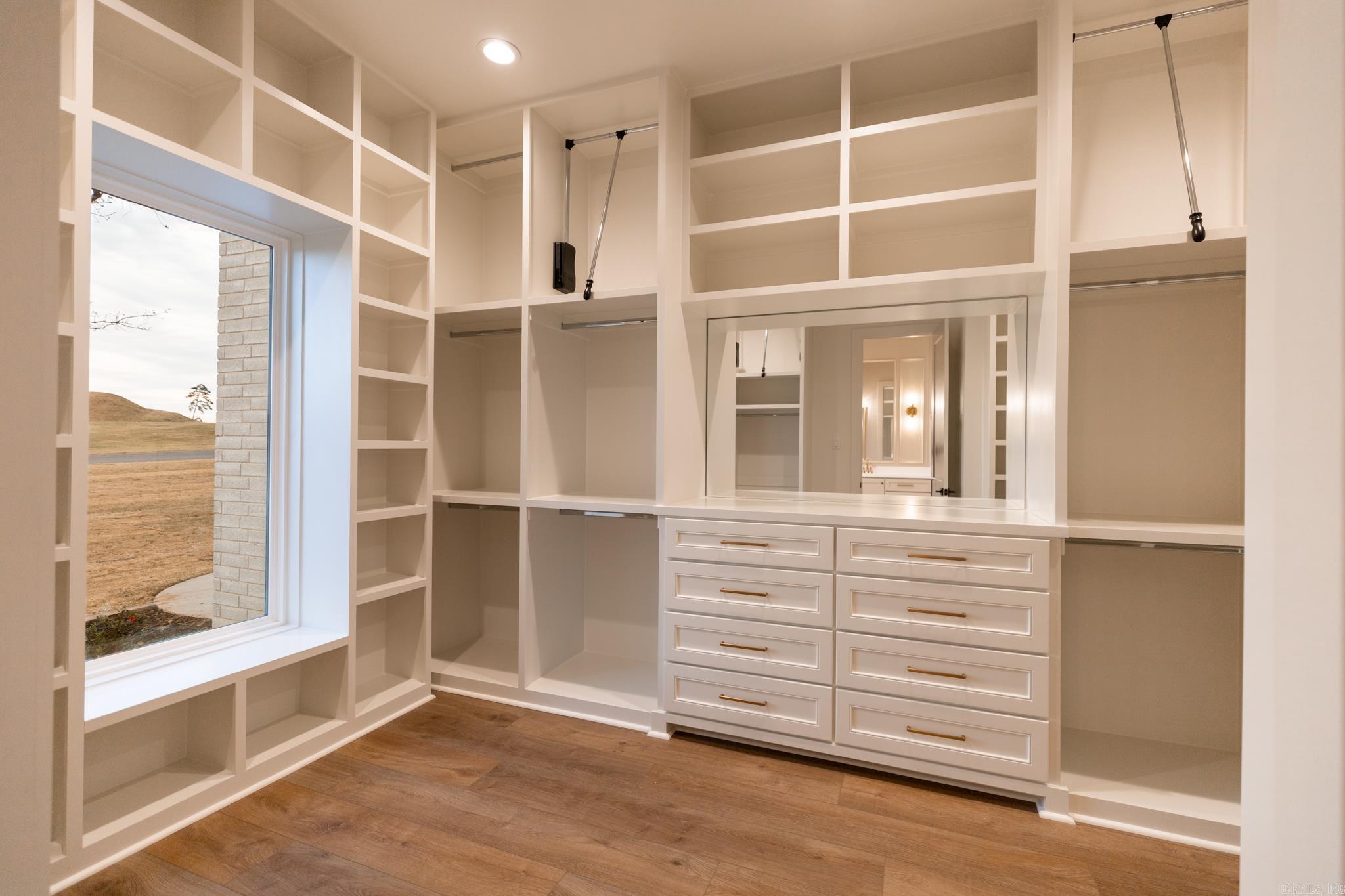 WATERVIEW ESTATES - Residential