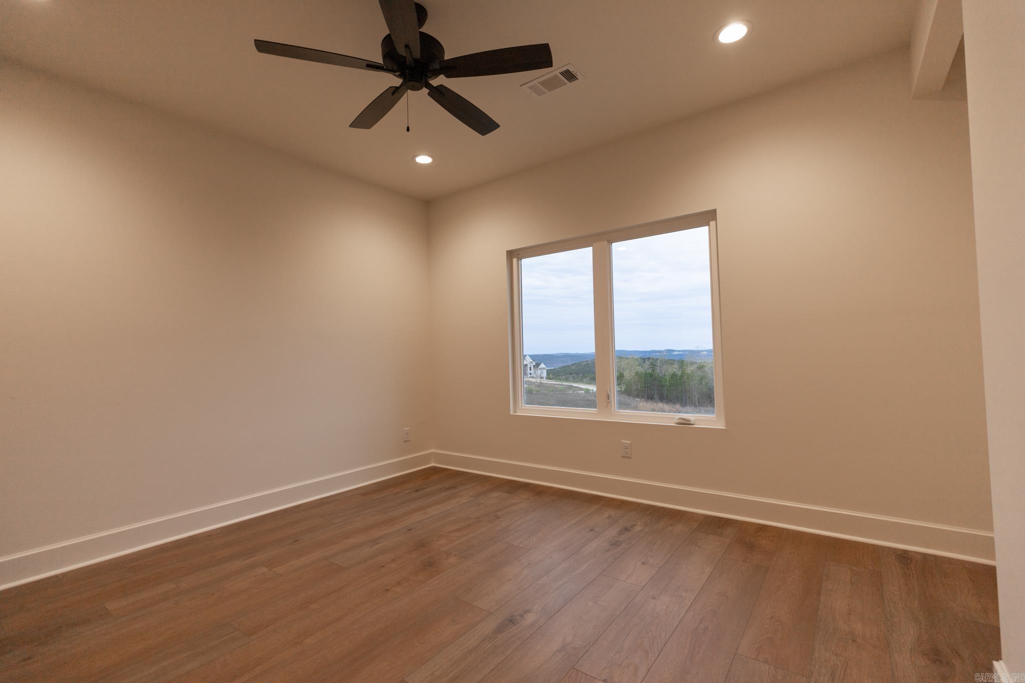 WATERVIEW ESTATES - Residential