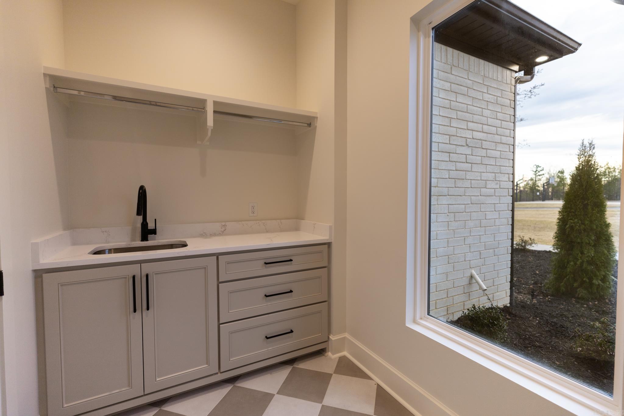 WATERVIEW ESTATES - Residential