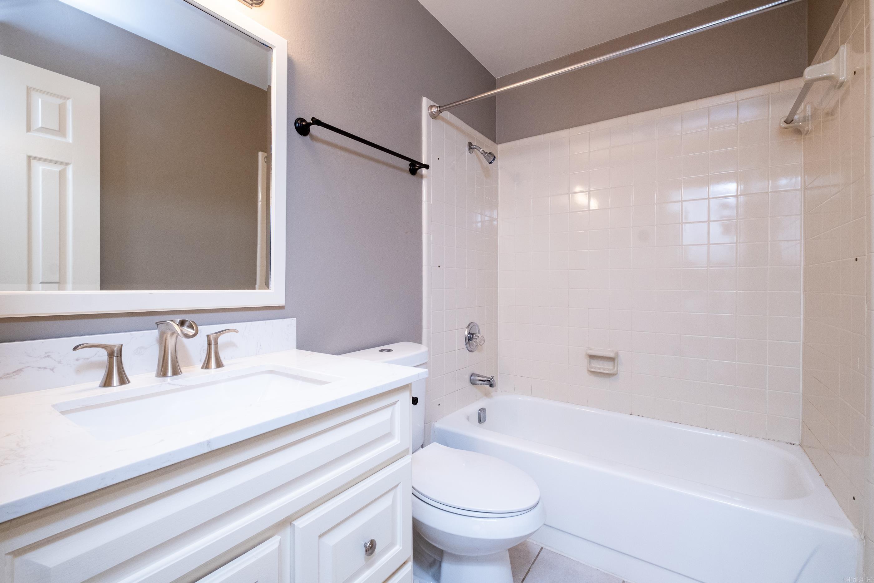 PARKWAY PLACE - Residential