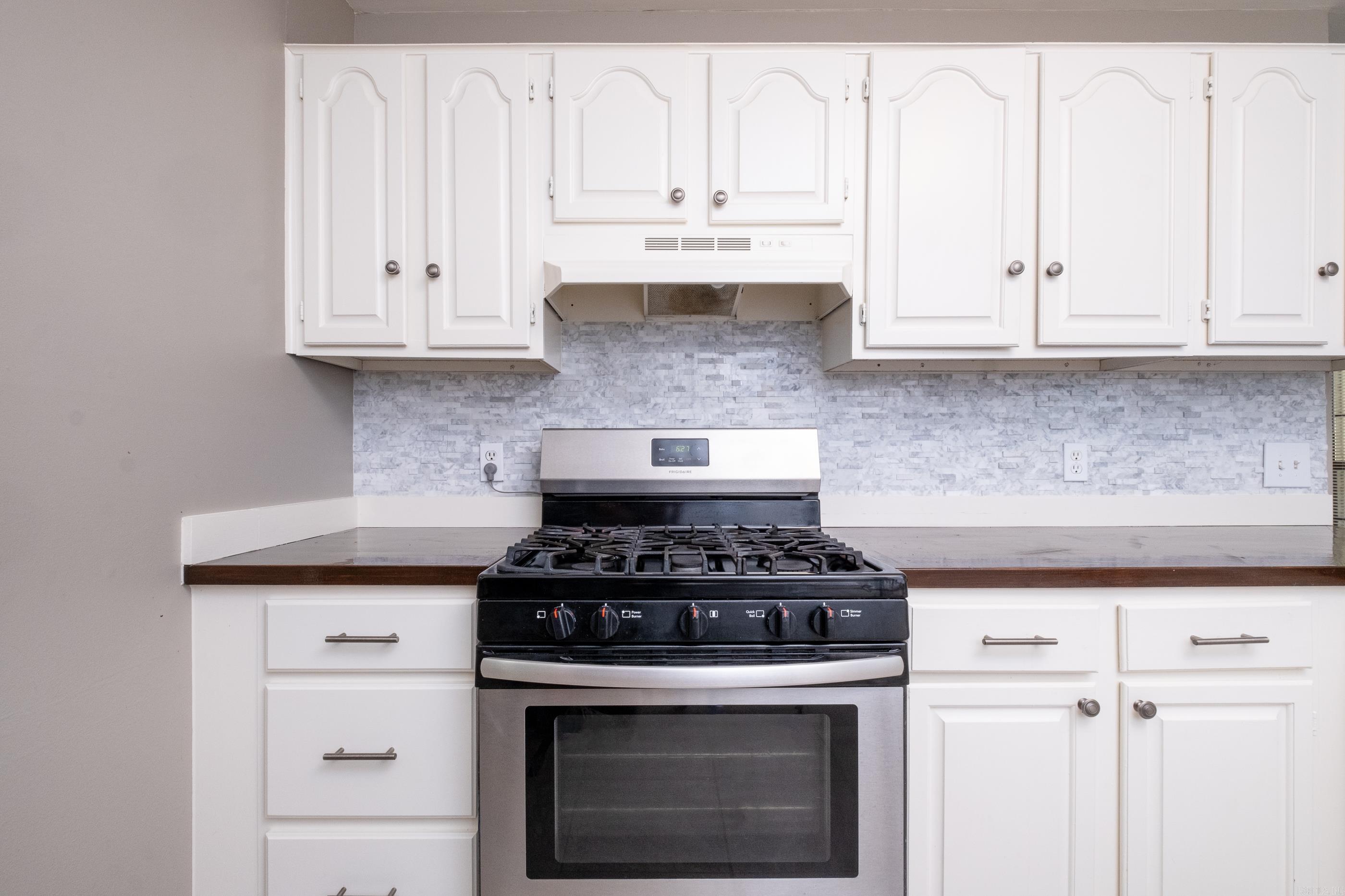 PARKWAY PLACE - Residential