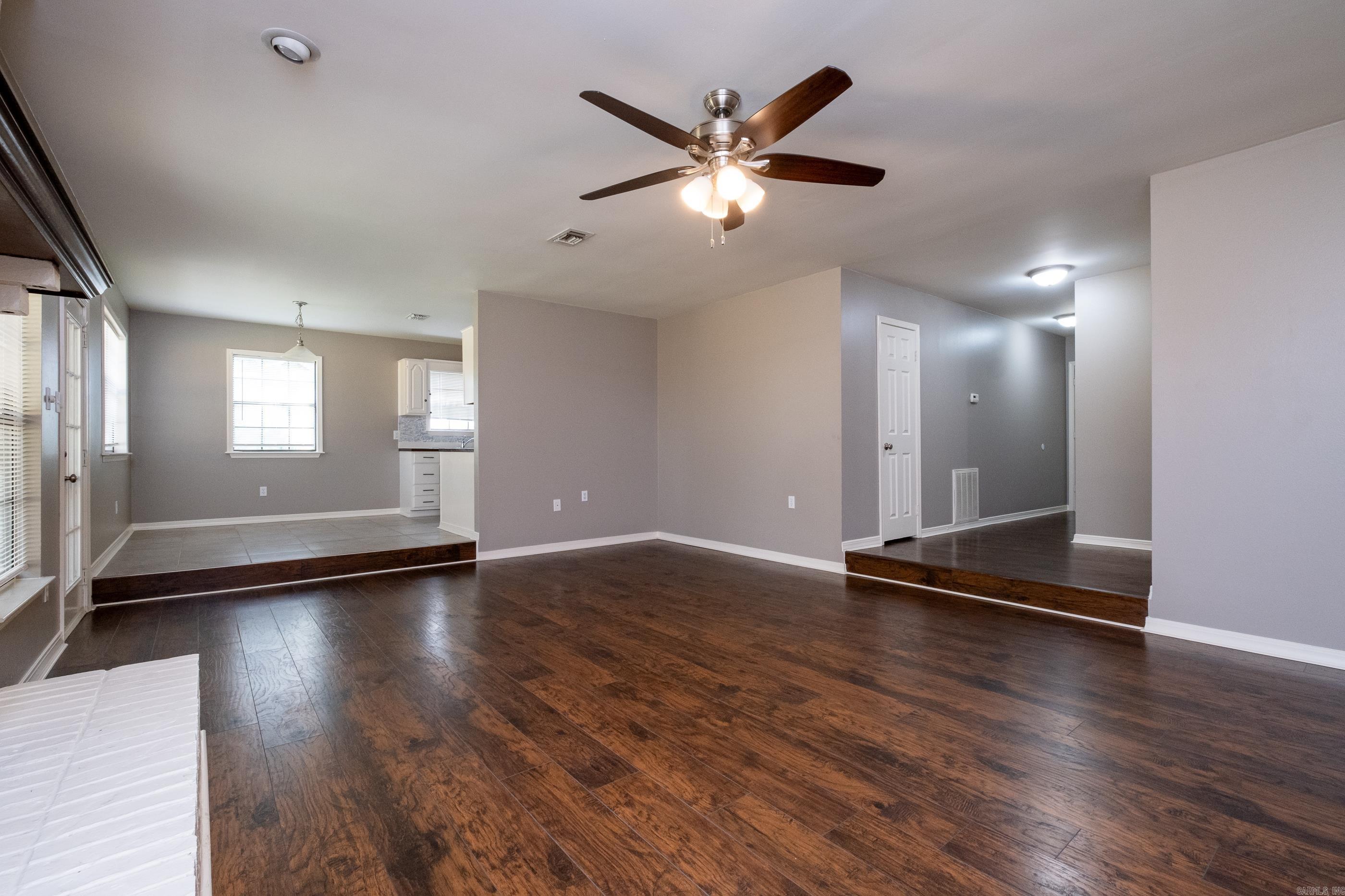 PARKWAY PLACE - Residential