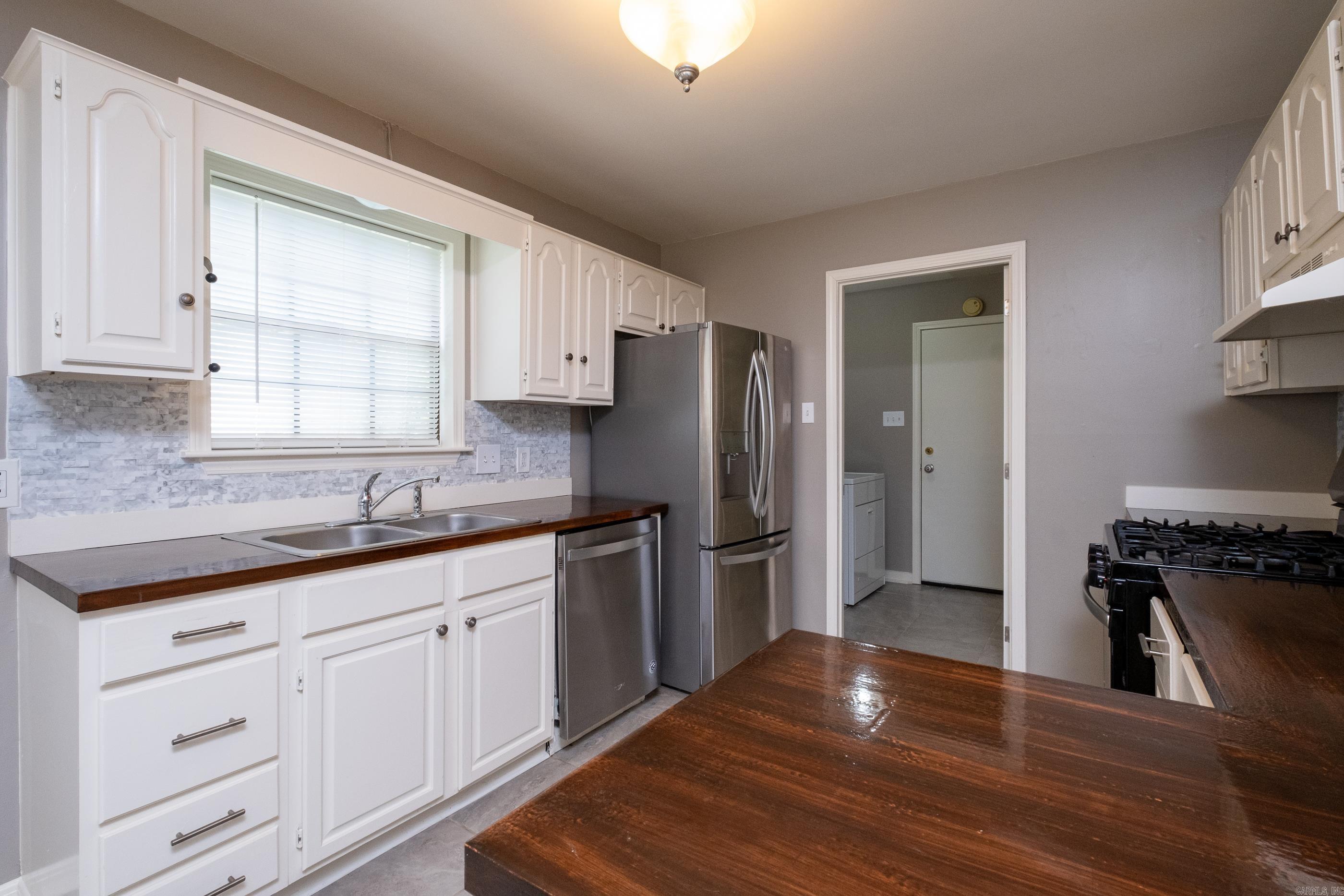 PARKWAY PLACE - Residential