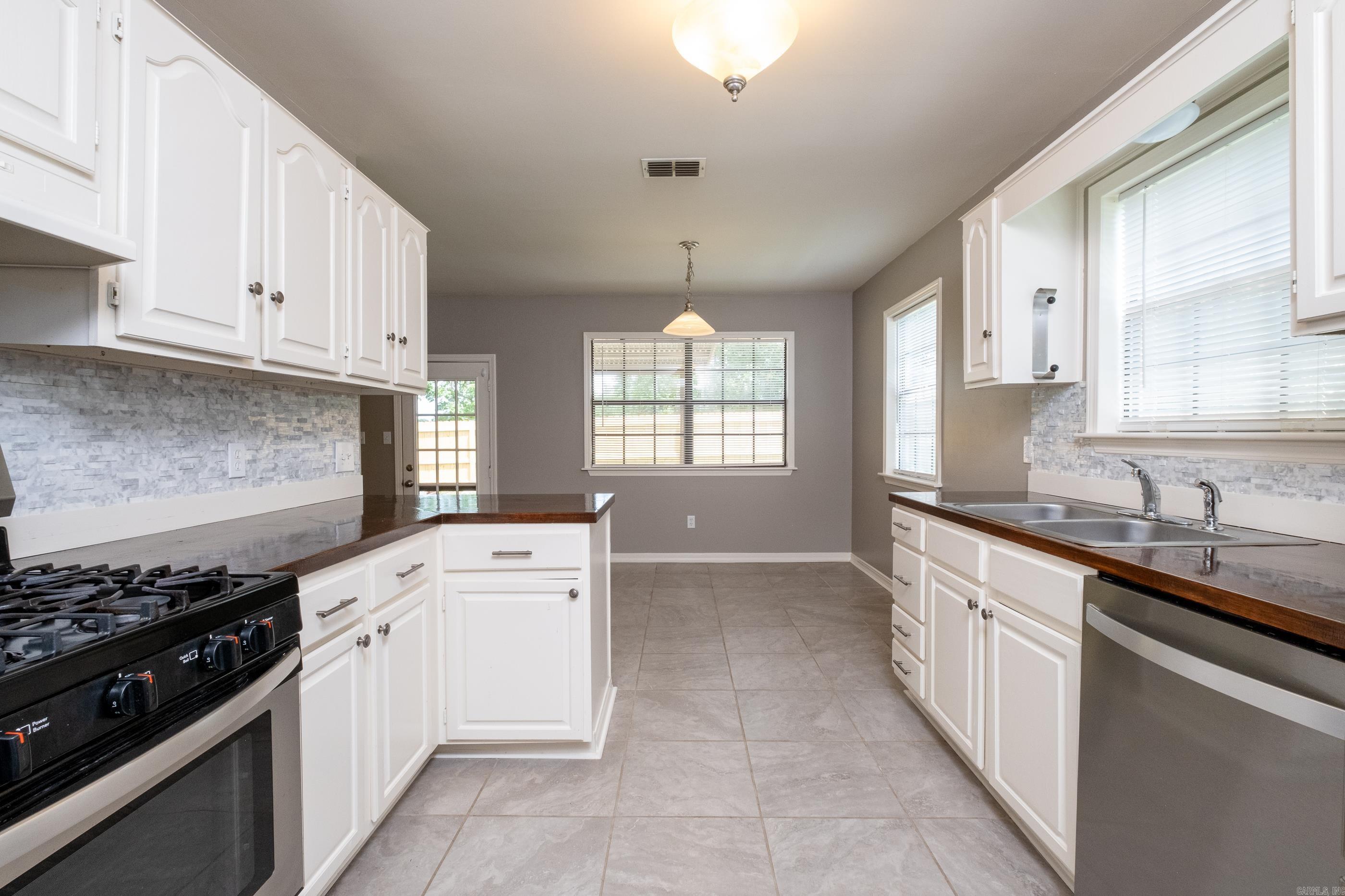 PARKWAY PLACE - Residential