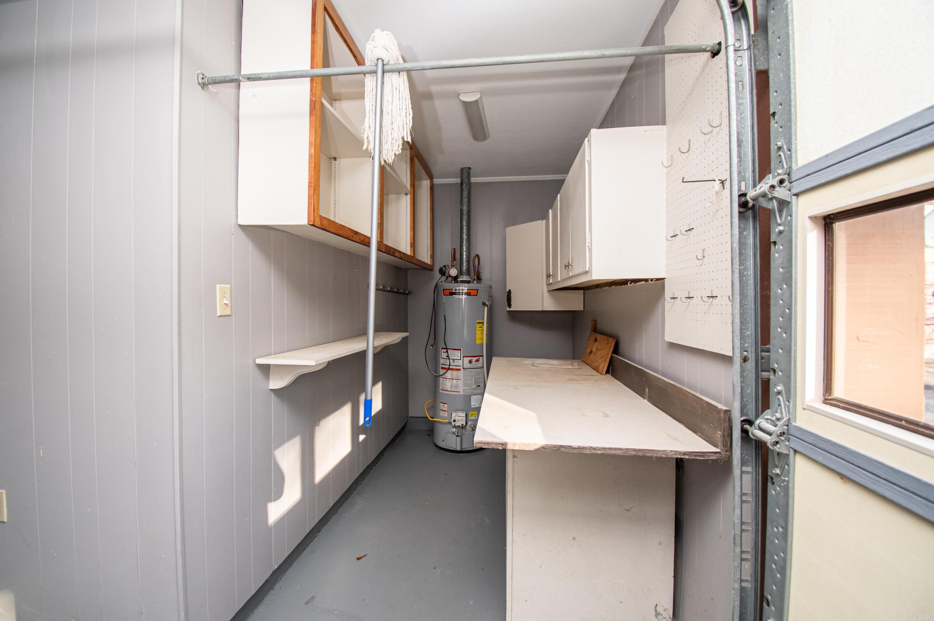 Oak Manor - Residential