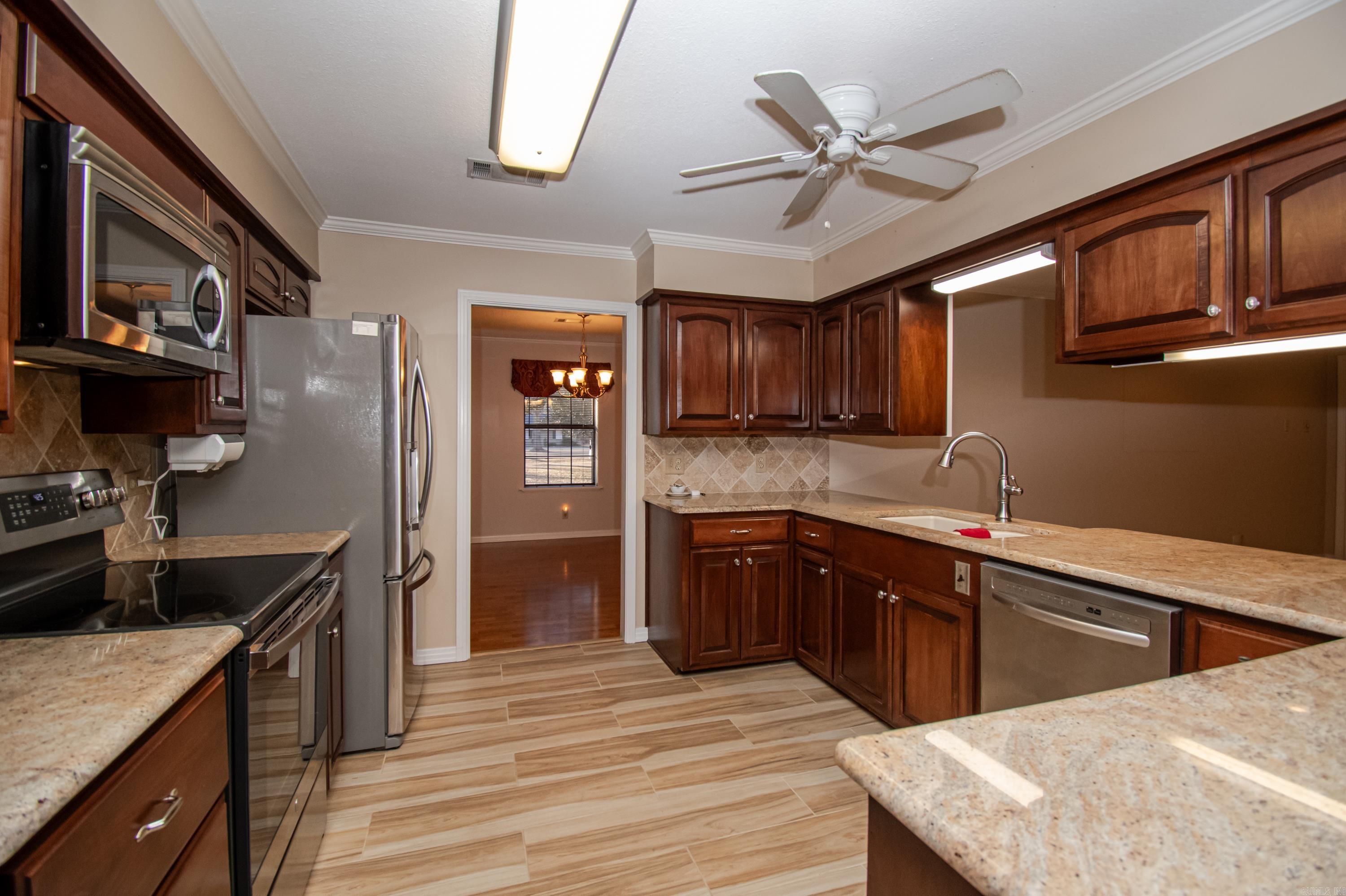 Oak Manor - Residential