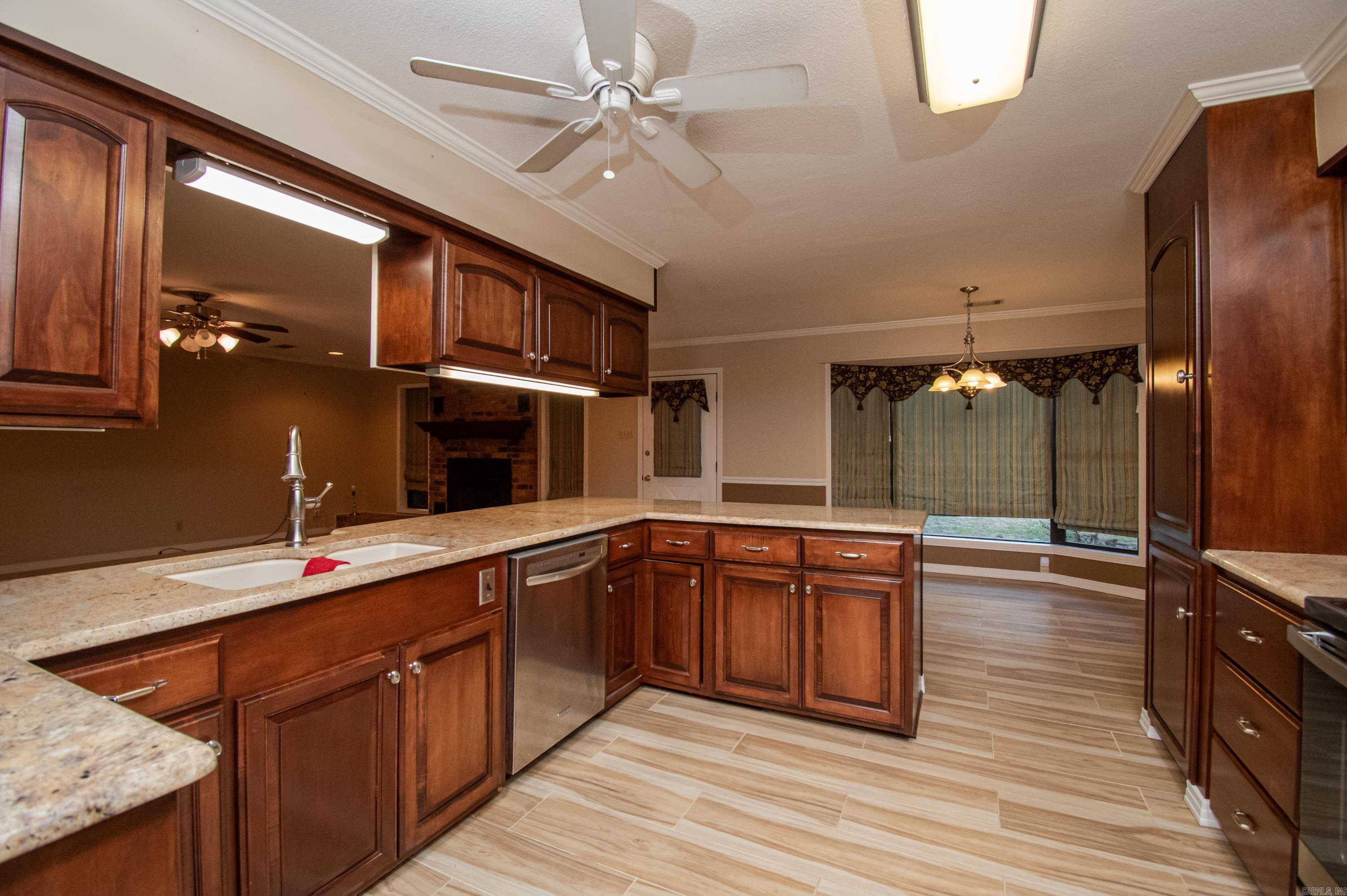 Oak Manor - Residential