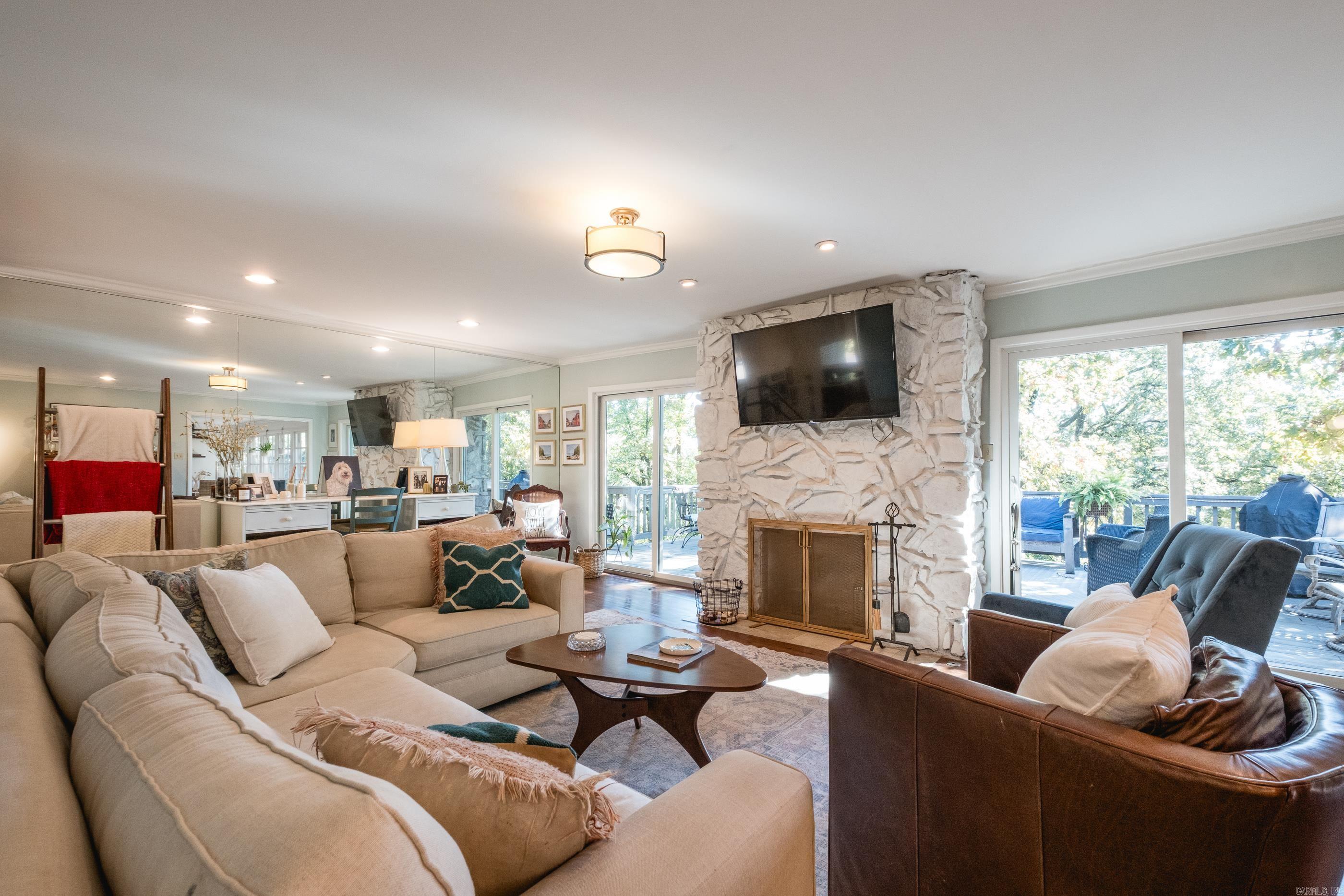 SHANNON HILLS EAST - Residential