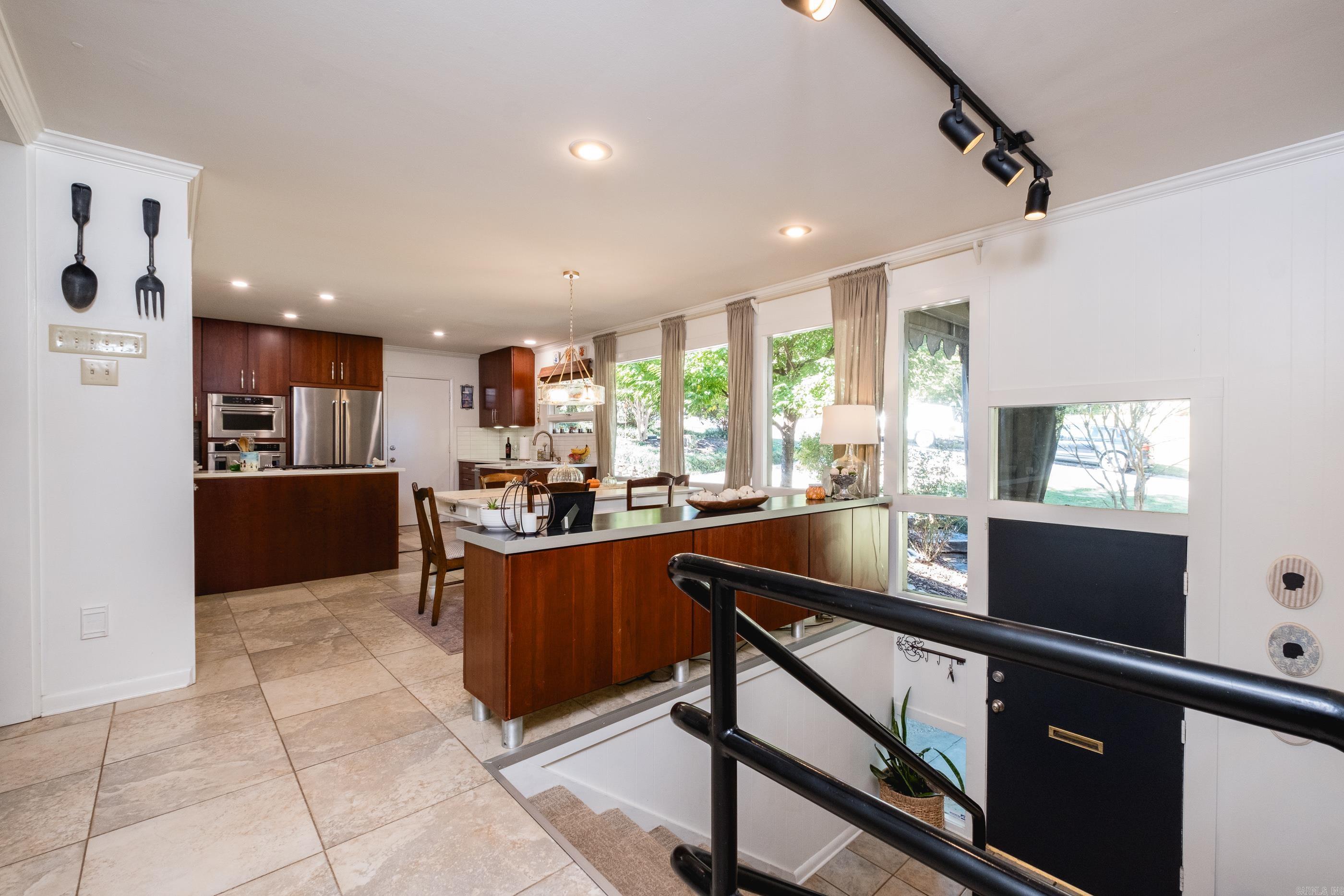 SHANNON HILLS EAST - Residential