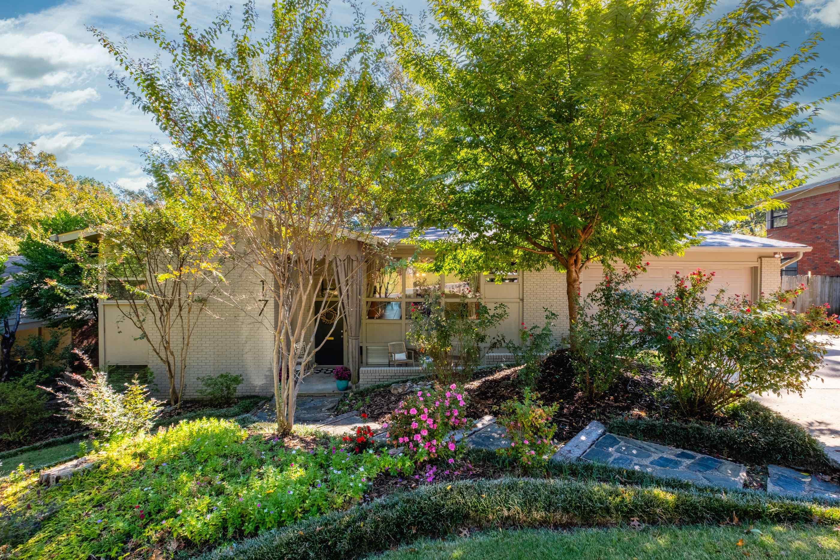 SHANNON HILLS EAST - Residential