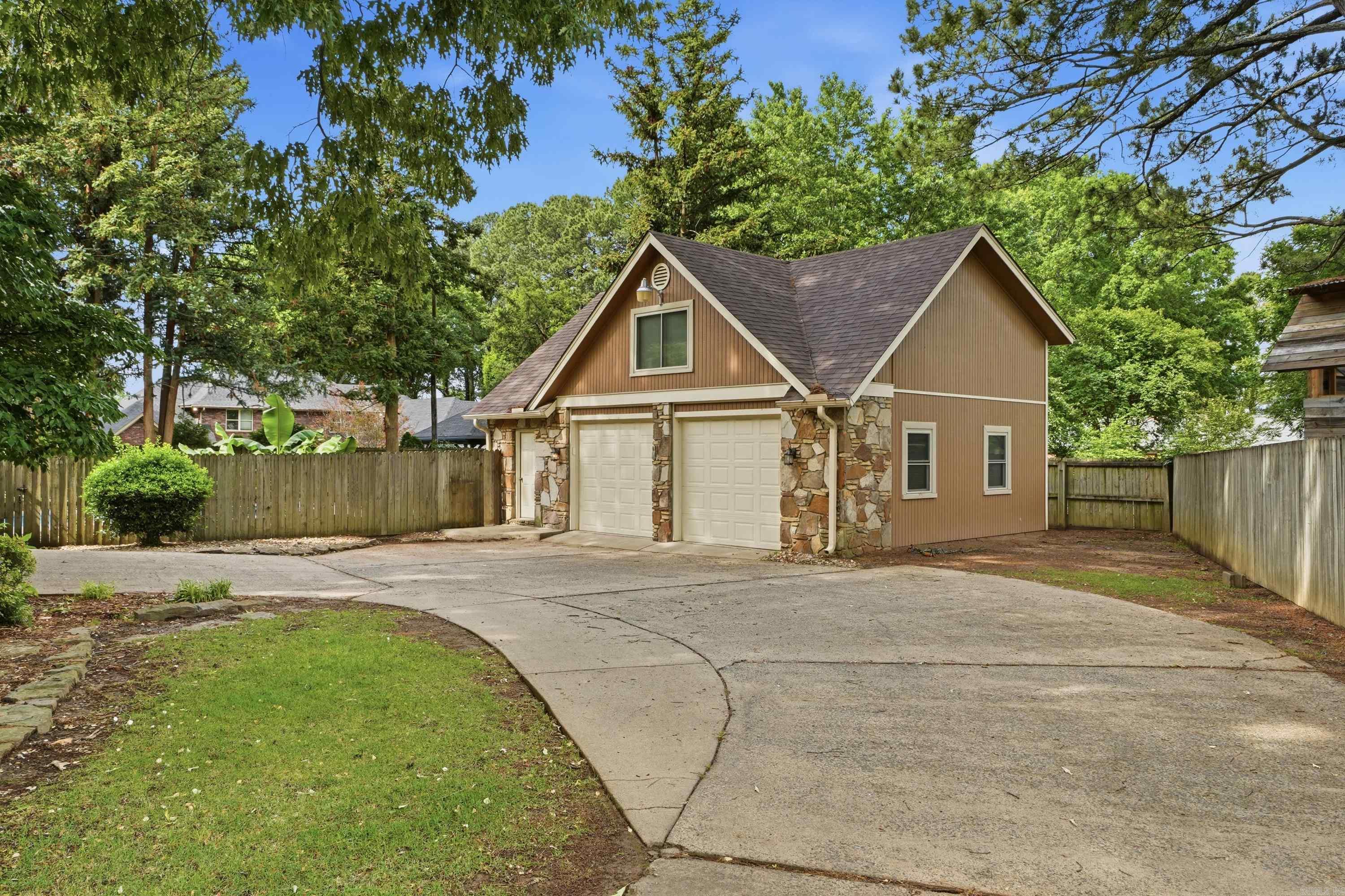 JEFFERSON PLACE - Residential