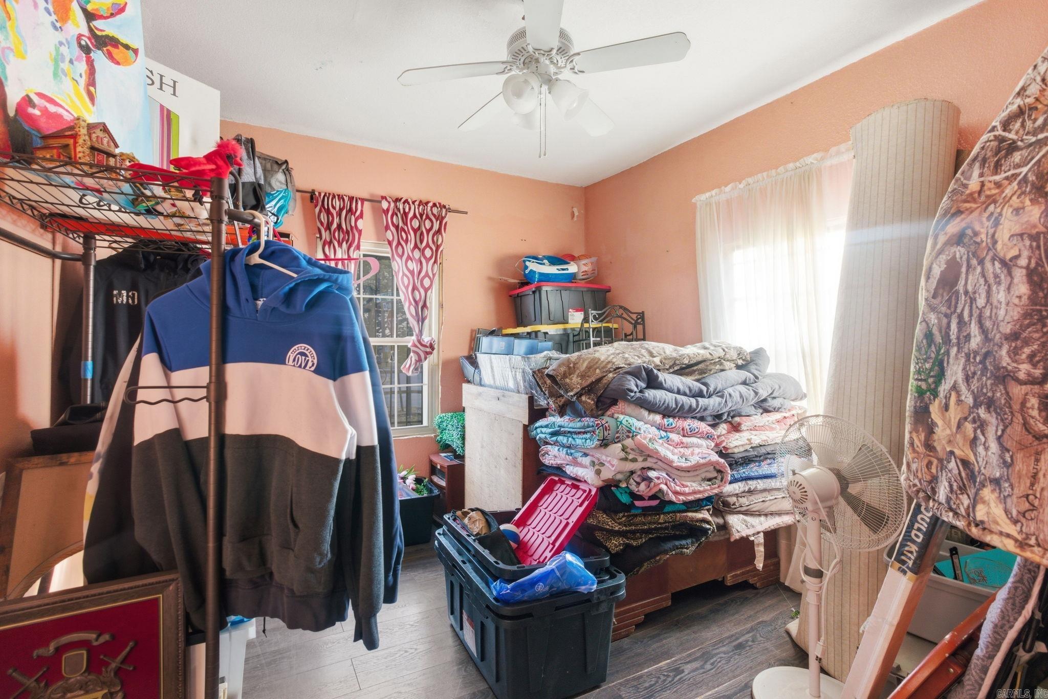 DOWDY & TERRY - Residential