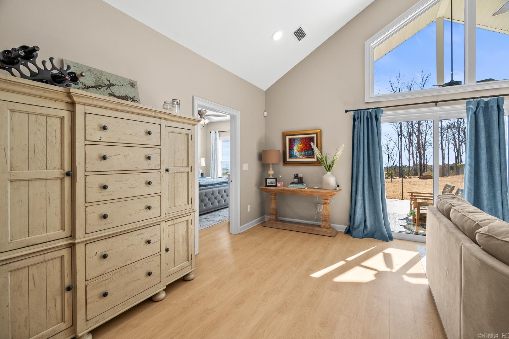 OSAGE POINT - Residential
