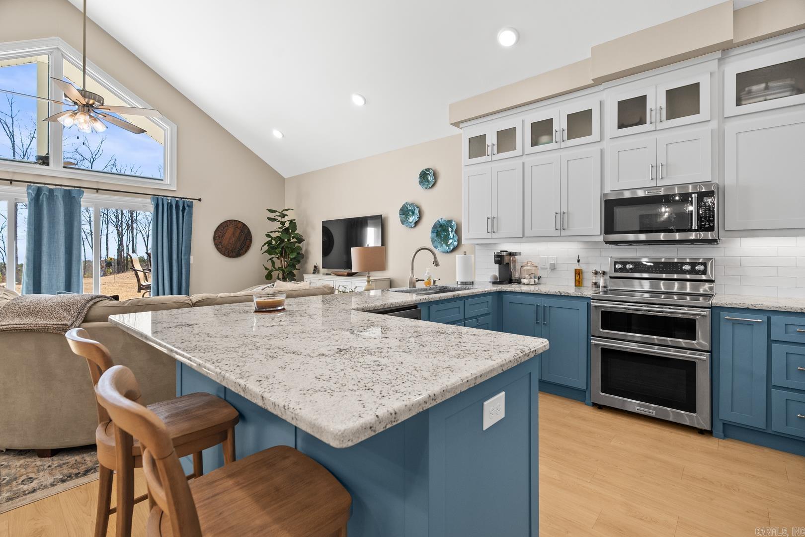 OSAGE POINT - Residential