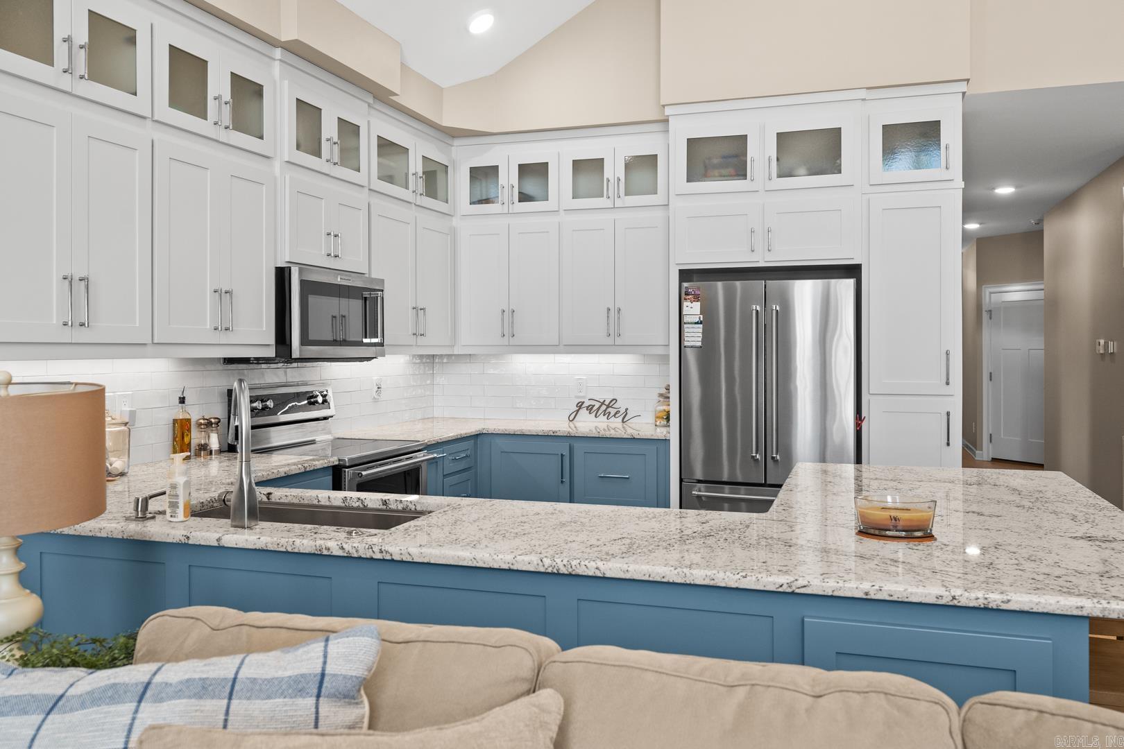 OSAGE POINT - Residential