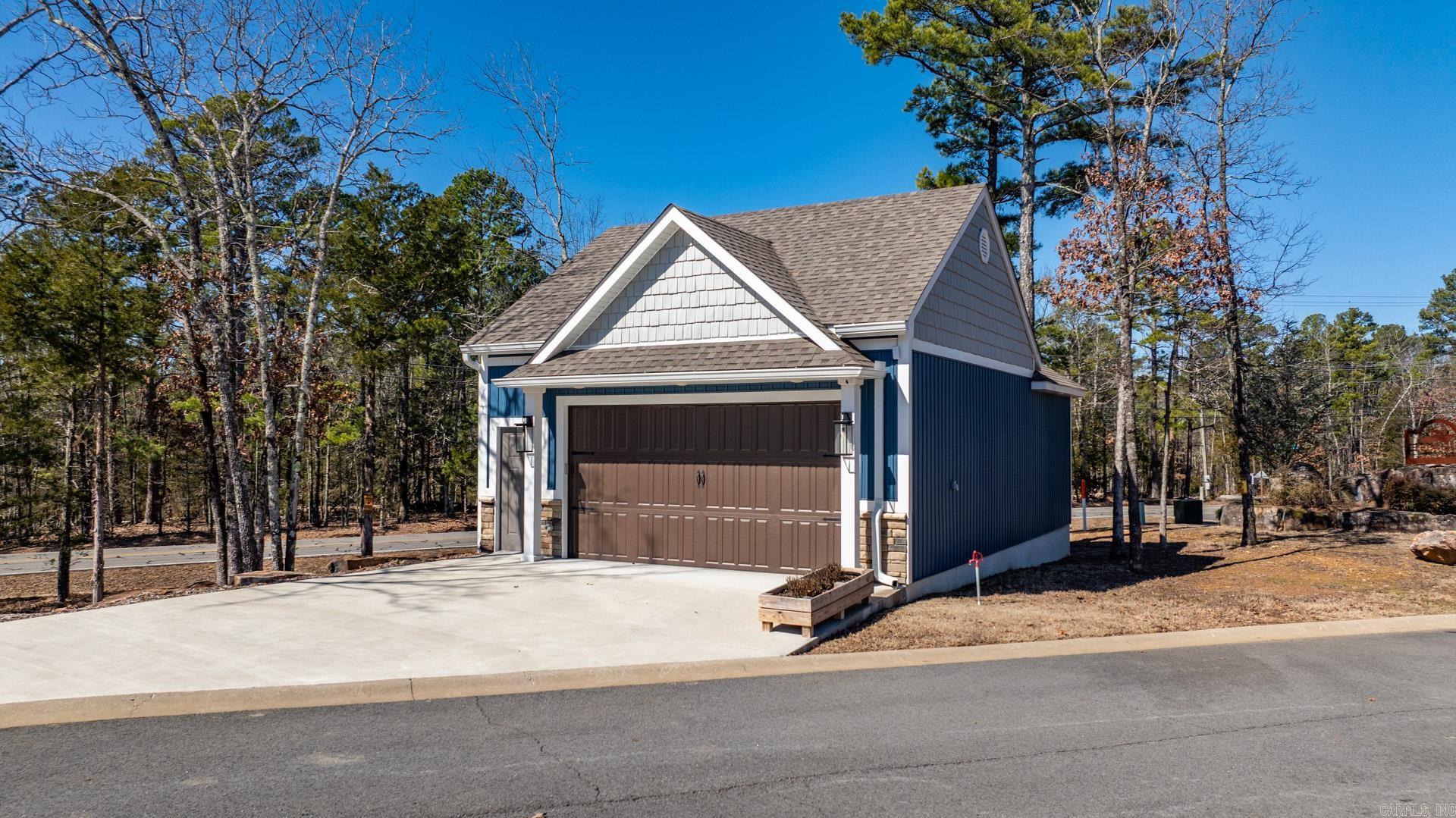 OSAGE POINT - Residential