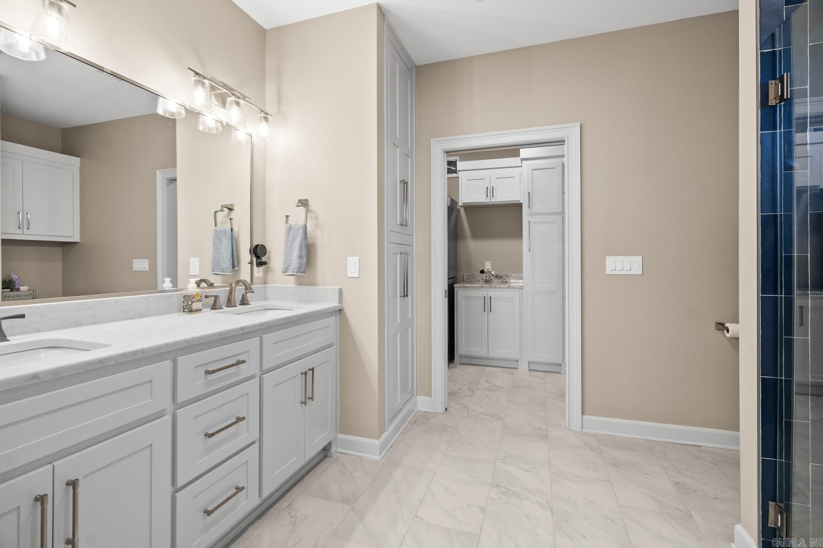 OSAGE POINT - Residential